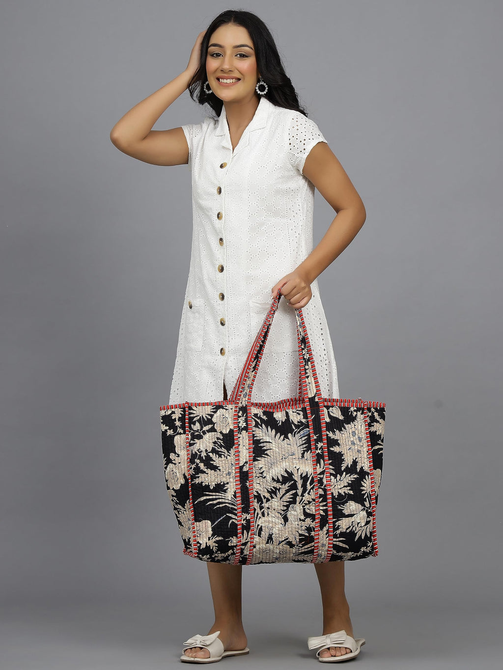 Ravaiyaa - Attitude is everything Women & Man Beautiful Printed Cotton Grocery Shopping Bag | Shoulder Bag | Cotton Tote Bag | Travel Tote Bags 18x5.5x16 Inch (Black Beige Floral)