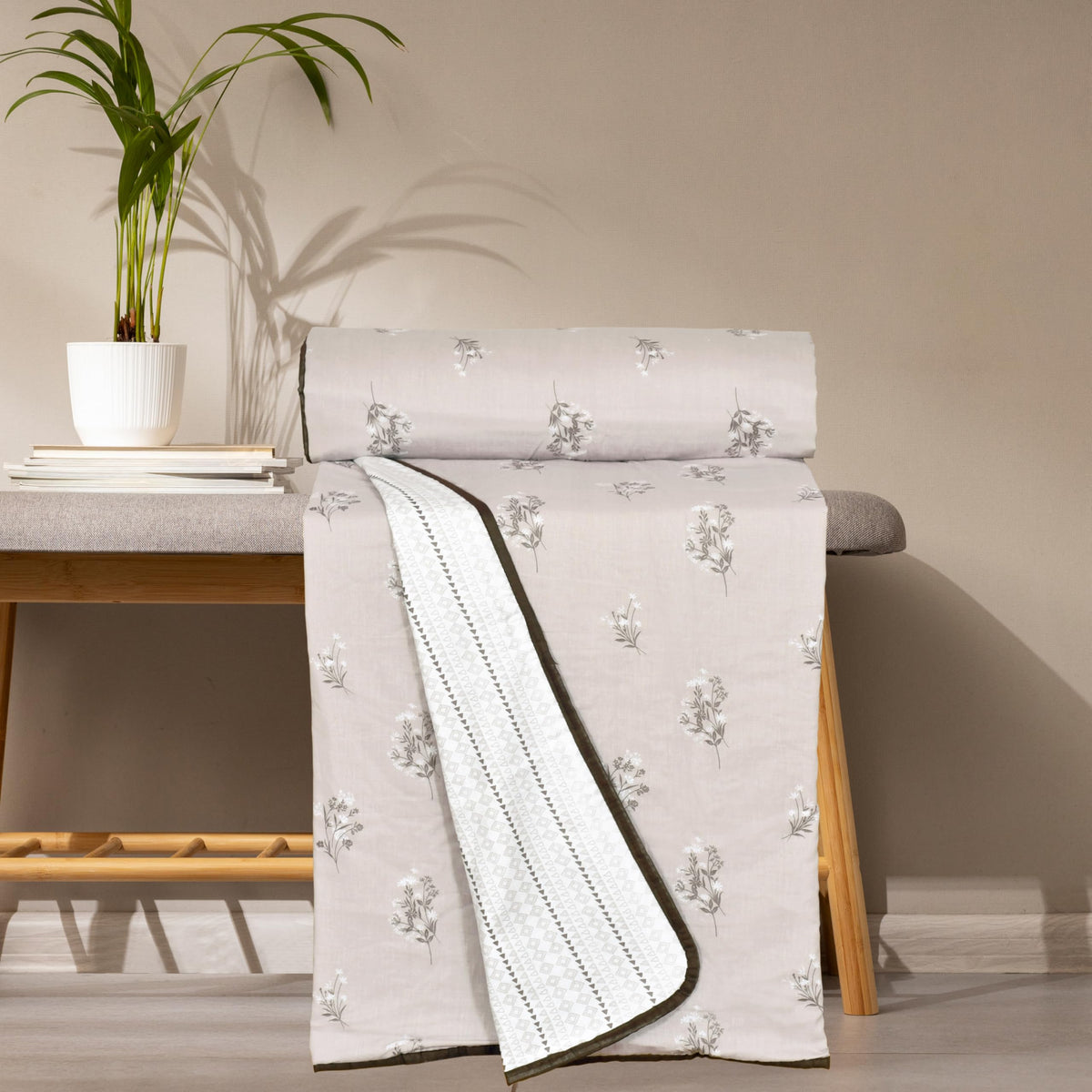 Danip 100% Cotton Reversible AC Dohar Blanket, Throw - Printed Soft, Skin-Friendly, Lightweight & Ideal for All-Weather - 3 Layered Single Bed Dohar for AC Rooms (56 x 88 Inches) - Purple & Geometry Kafalo