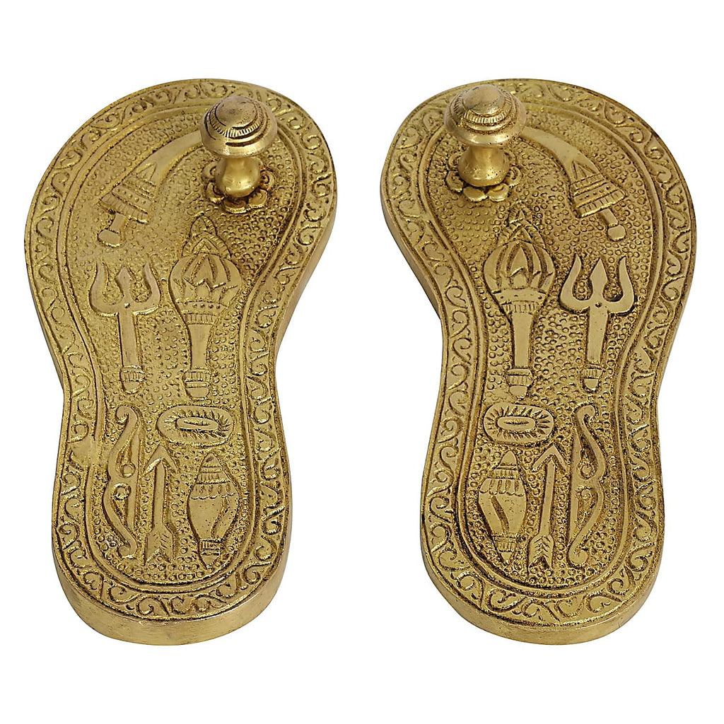 ARTVARKO Brass Charan Paduka Khadau (Feet) for Puja Spiritual Workship Wealth and Luck, Perfect for Diwali Gift Home 6 Inch