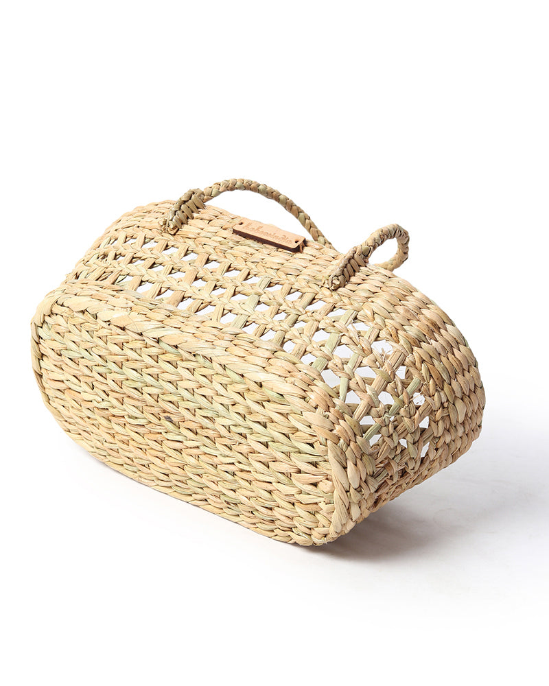 Handwoven Seagrass Gift Hamper Basket for Fruits, Snacks, and Home Gifting
