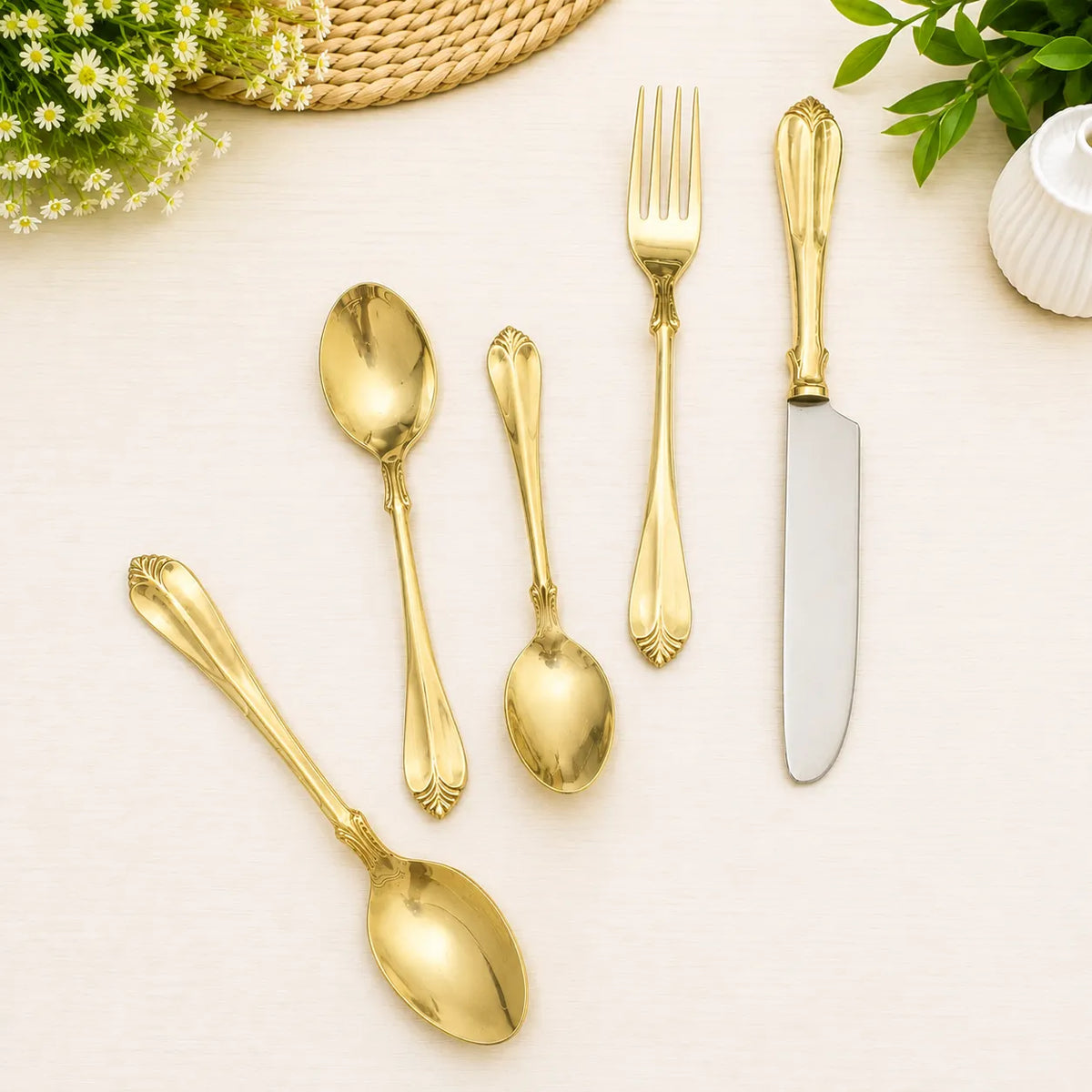 Brass Cutlery Set (Set Of 5) Vedansh Craft