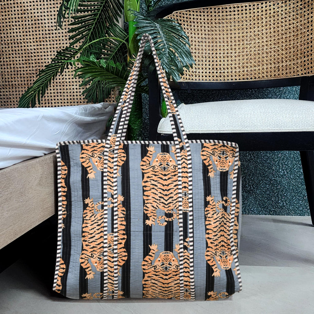 Cotton Quilted Tote Bag for Women, Jungle Print Handbag, Reusable Shoulder Bag with Dual Handles, Lightweight Travel Shopping Tote, Large Capacity Everyday Carry Bag - (Grey tiger bag, 12×12 In)
