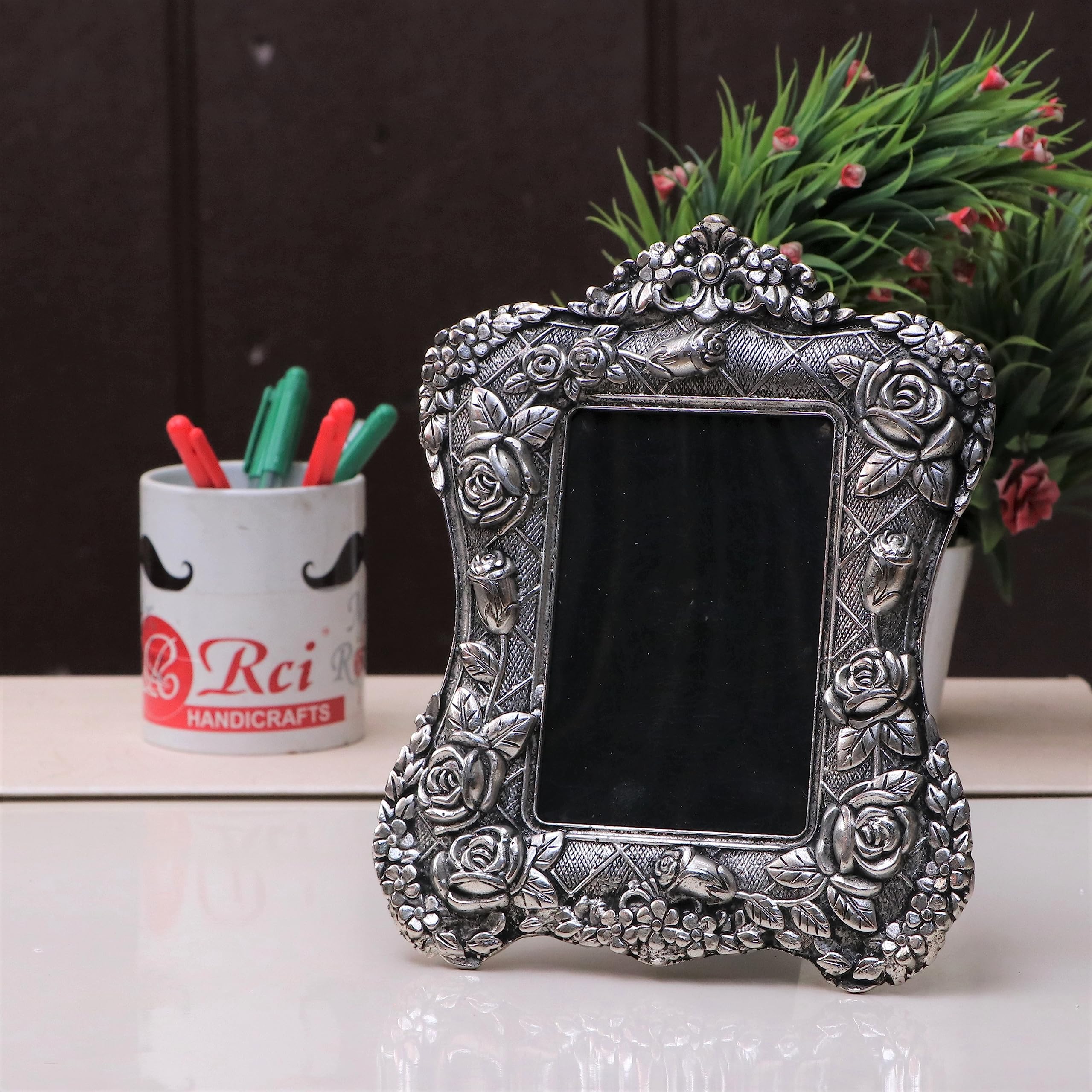 KridayKraft Aluminium Rose Flower Photo Frame with Silver-Plated Design Useful for Boys and Girls Home Decor, Wall Decor, Gifting and Showpiece (Silver, 24X19 CM)