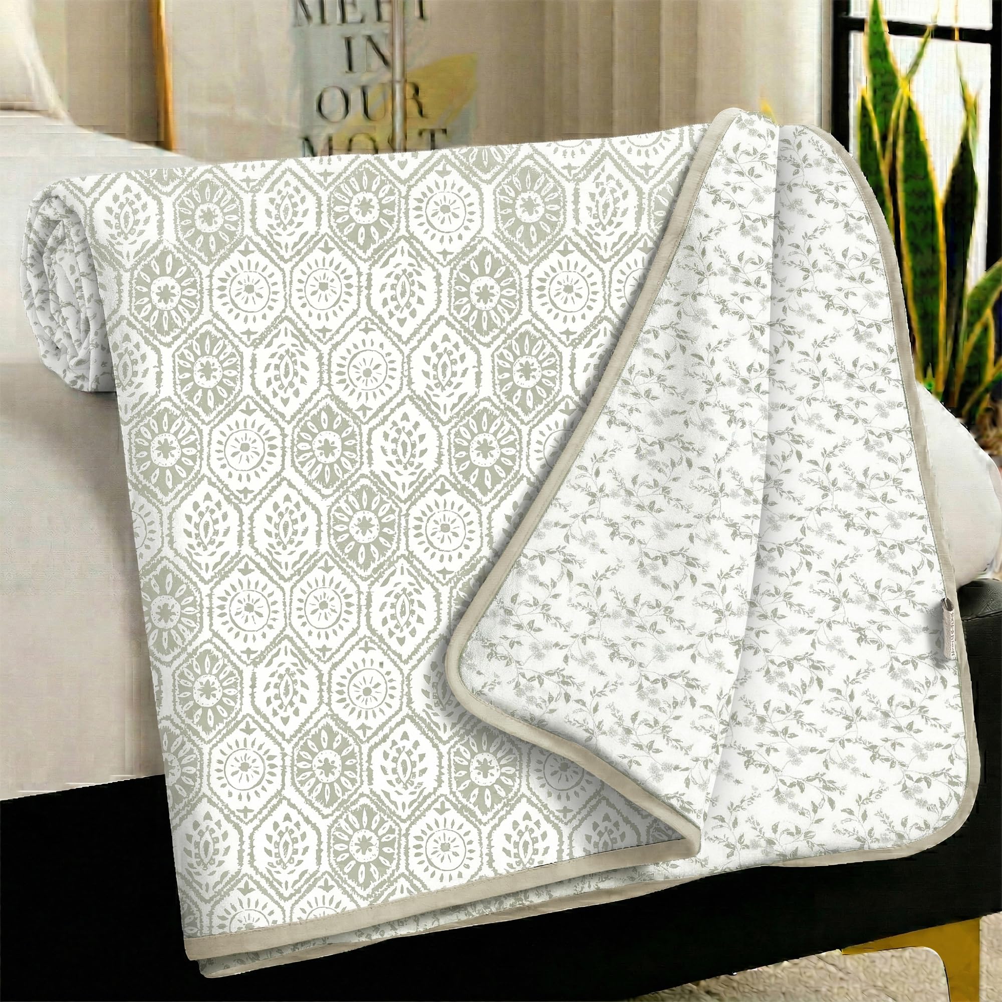 Story@Home AC Comforter Single Bed Cotton 100% | 150GSM 144 X 220 CM Quilt AC Blanket for Summer | Dohar Single Bed |Ivory & White, Leaves & Abstract Reversible Design Duvet | All-Season Blanket Kafalo