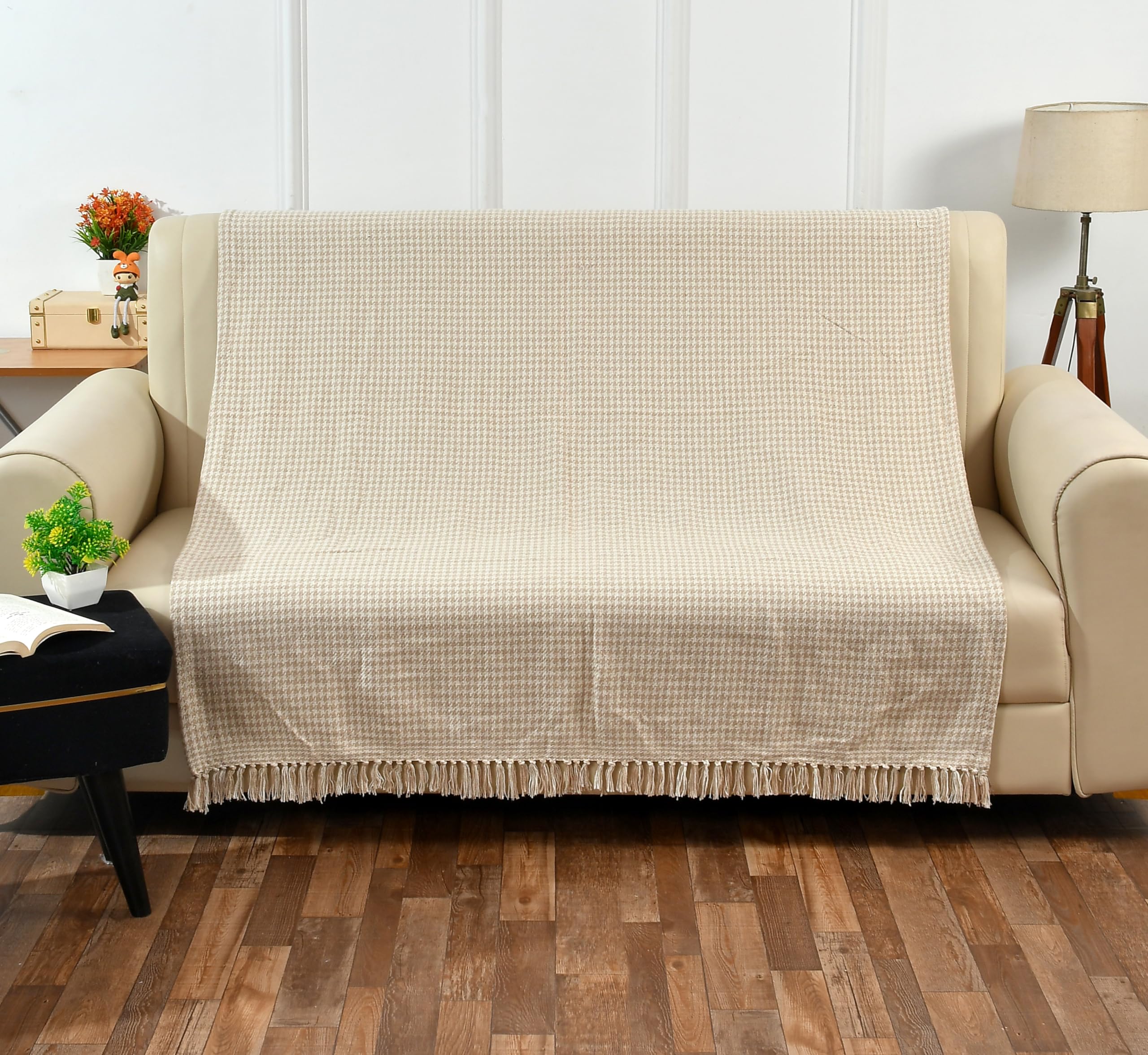 SASHAA WORLD Beige Extra Fine Plaid Sofa Throw | Soft & Cozy | Throw for Chair, Living Room, Bedroom, Sofa | Natural & Beige -130X160 Cm Kafalo