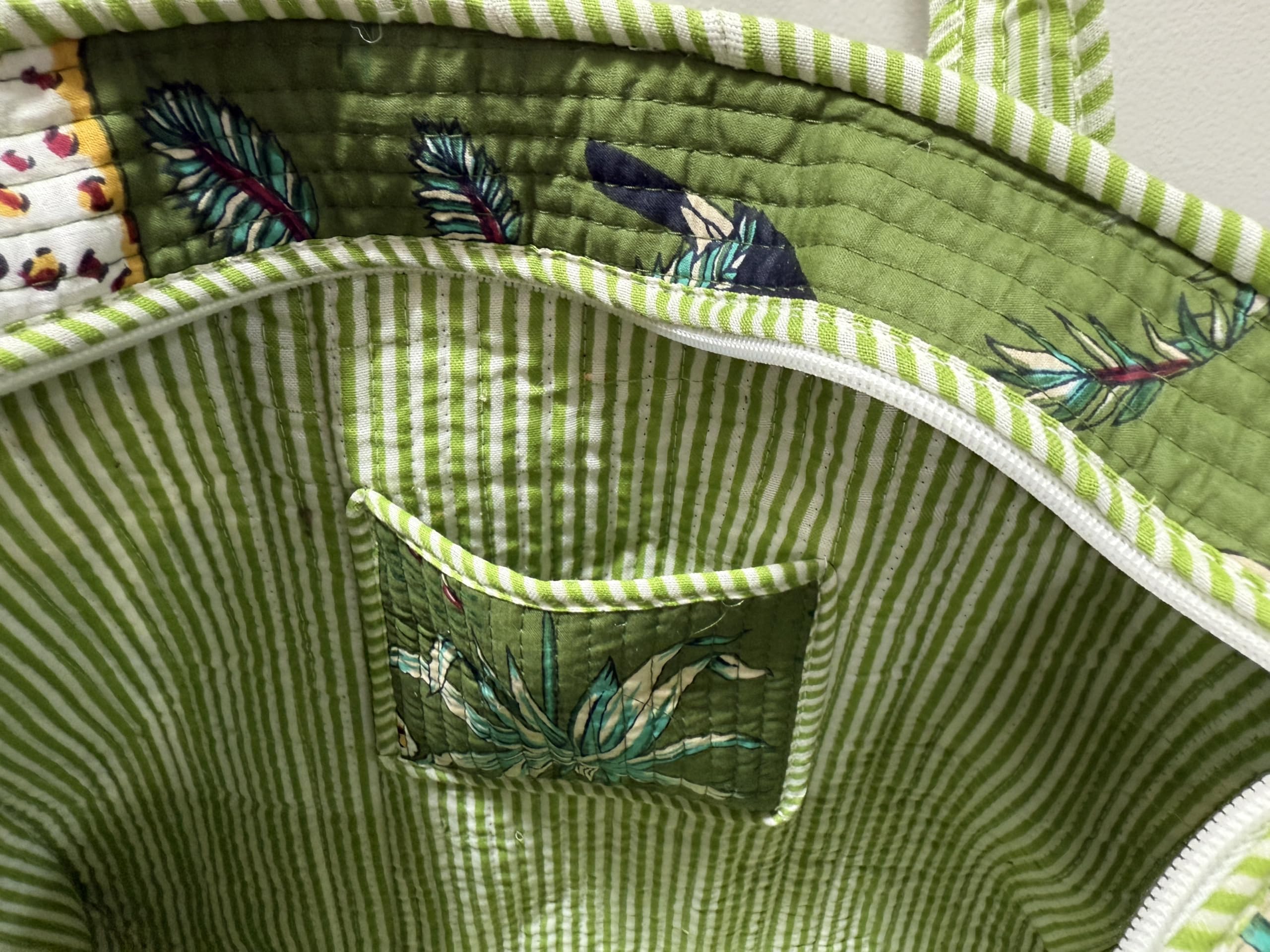 Nikavik Quilted Cotton Tote – Exotic Animal and floral Print Foldable and Ideal for Travel Shopping Beach Trips or Daily Essentials (Green)
