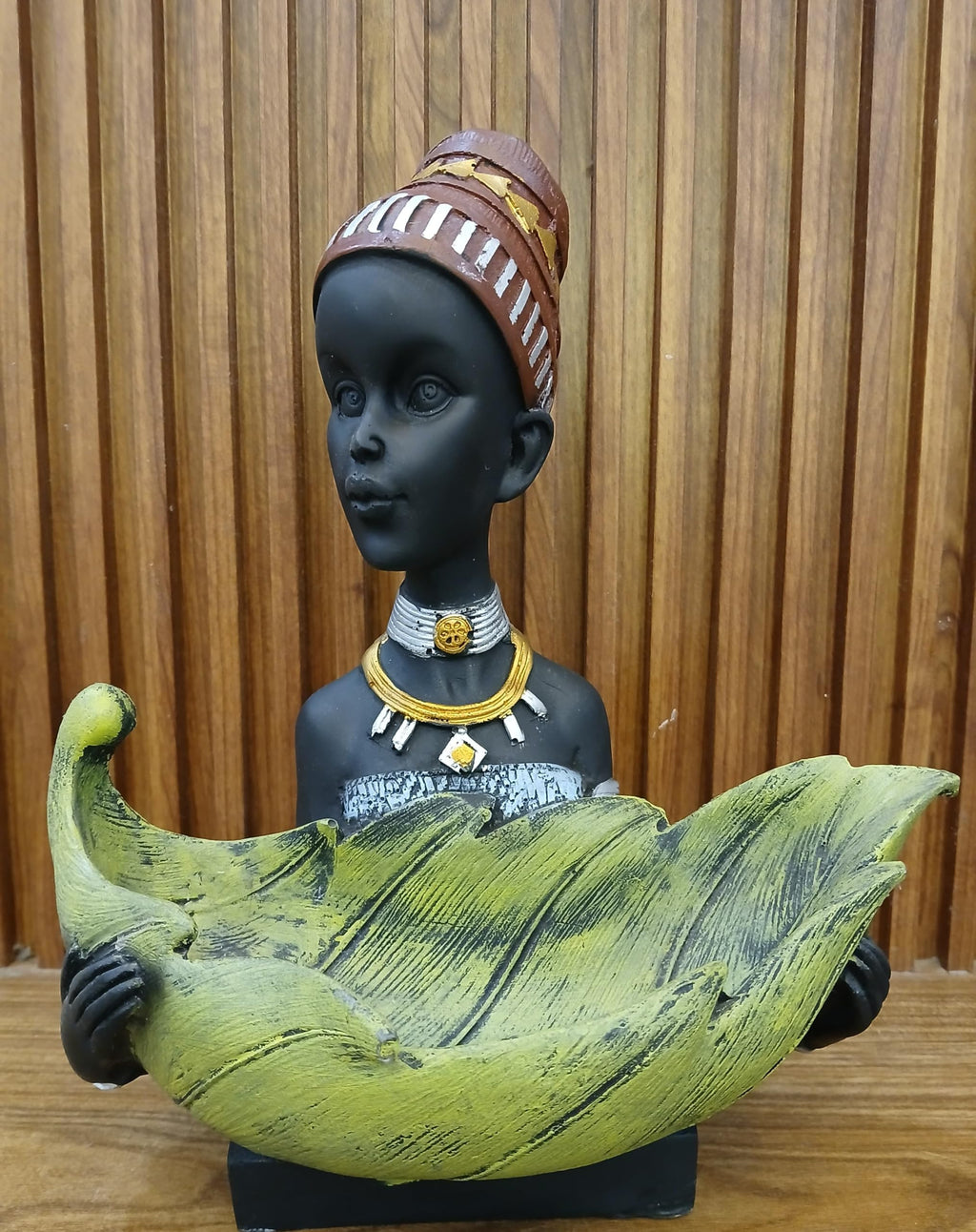 African Tribal Woman Decorative Statue with Bowl, Tribal Lady Leaf Platter Showpiece, Decorative Resin Statue for Home and Office, Traditional Tribal Pattern by Vihaan Traders & Co.