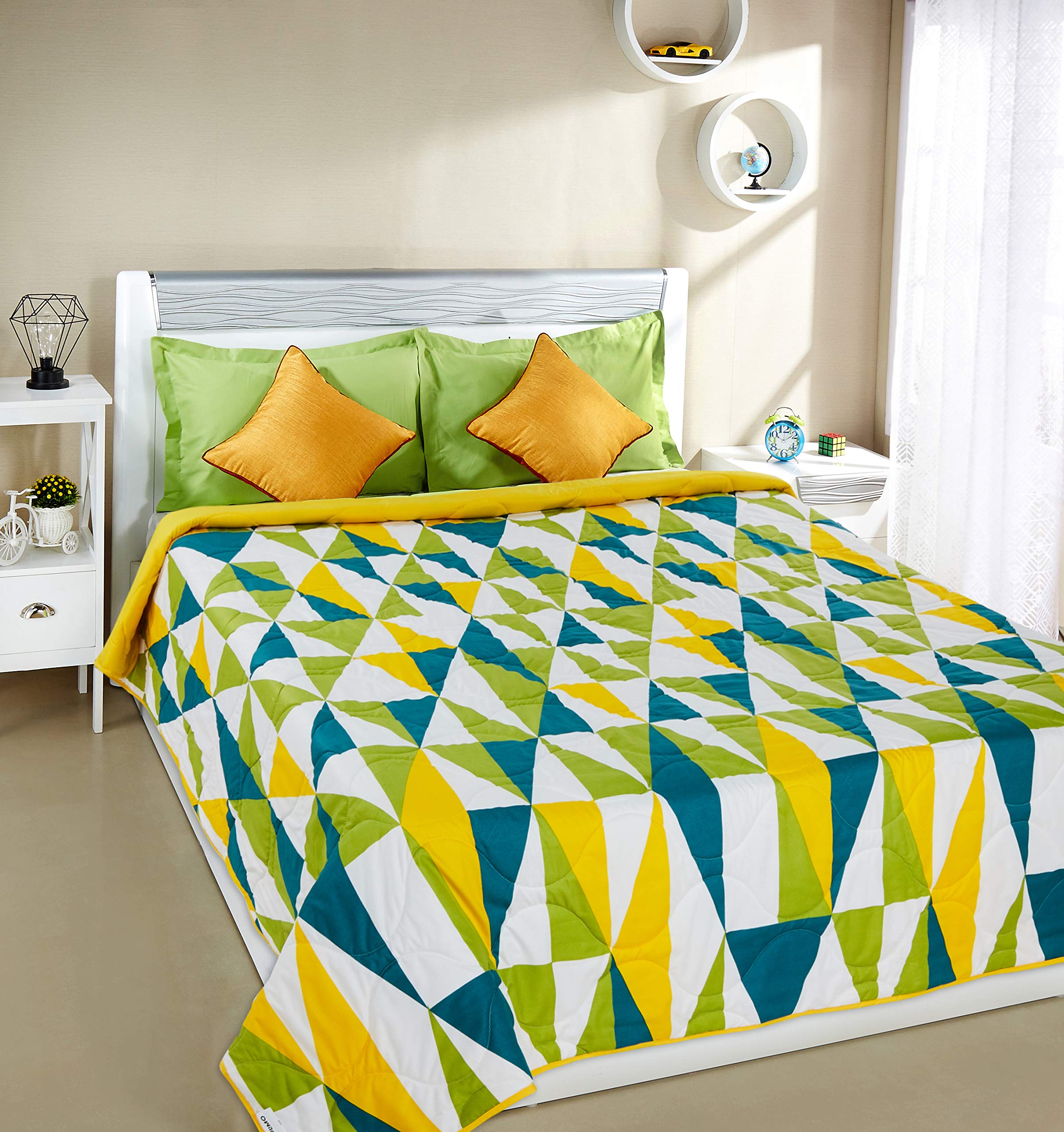 A Brand New-Solimo Microfibre Quilt Ac Blanket,120 Gsm,Yellow,Double (Argyle Adventures,230 X 254 Cm),Lightweight