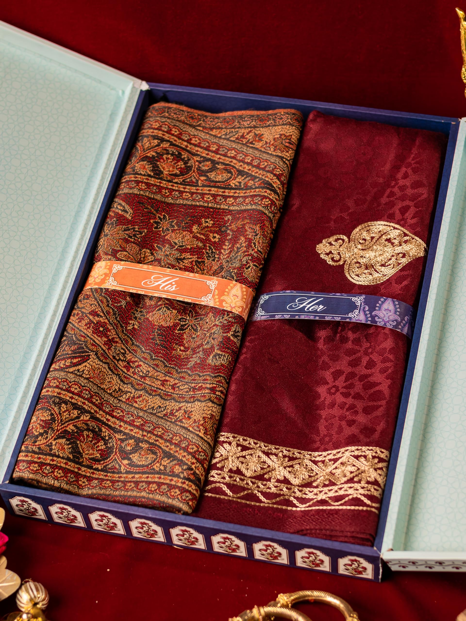 Pashmoda His and Her Gift Set of Kaani shawls With Wooden Gift Box