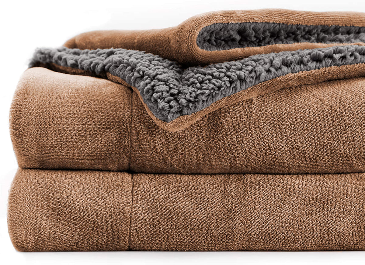 BSB HOME Polyester Micromink Summer Ac/Mild Winter/Heavy Winter Sherpa Blanket Super Soft Flannel Solid/Plain, Beige & Grey, Size 220 X 228 Cms (Double), 200 TC