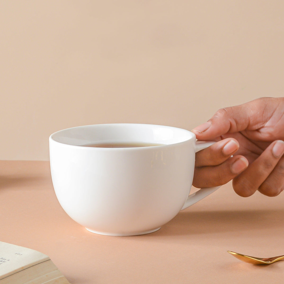 Riona Ceramic Cup White Nestasia