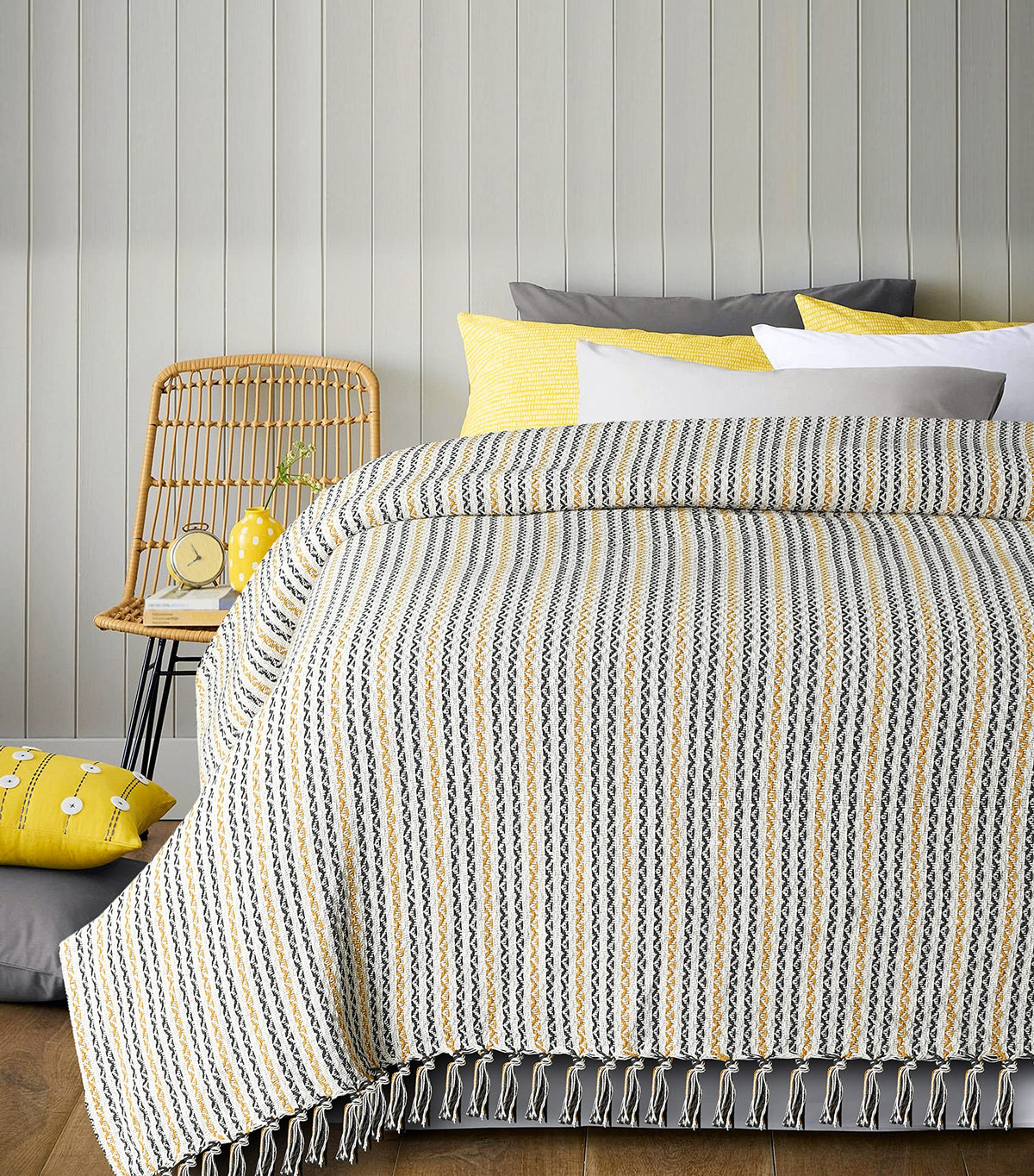 SASHAA WORLD Striped Super Soft & Breathable Throw Blanket | Throw Blanket for Living Room, Bed, Sofa & Chair | Multi Throw Blanket | 80 x 60 inch Kafalo