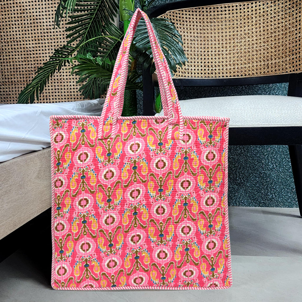 MITTICO Quilted Cotton Tote Bag – Handmade Large Travel Shoulder Bag with Zipper & Pockets – Lightweight, Durable & Stylish for Daily Use (Pink Floral)