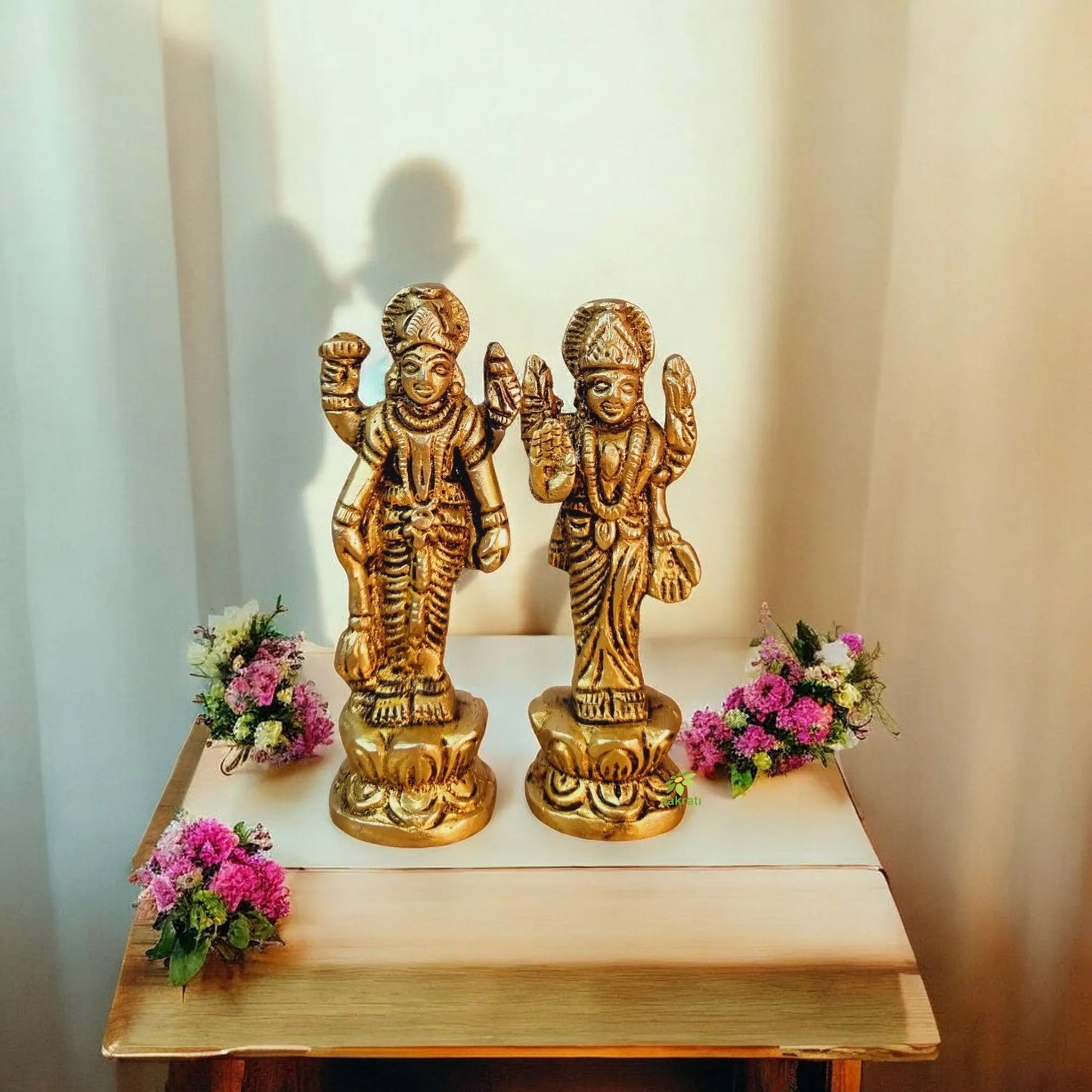 Brass Hindu God Idol Set – Vishnu Laxmi, Hanuman & Radha Krishna | Handcrafted Murti for Puja Room | Vastu Decor for Home & Office | Gift for Diwali, Navratri | Gift Hamper