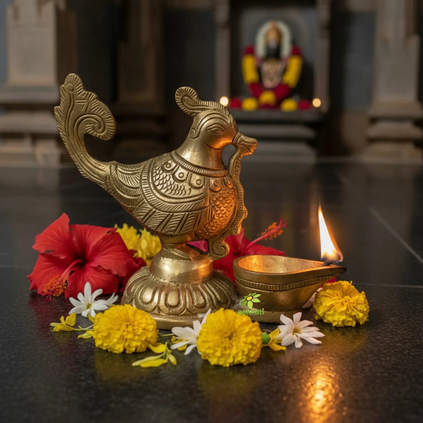 Bird Holding Diya brass made aarti diya/oil lamp