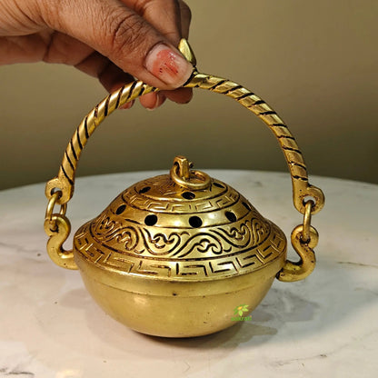 Handcrafted Brass Dhoopdan | Religious Incense Burner for Mandir & Pooja Room | Decorative Temple Incense Burner for Home (Yellow,4 Inches)