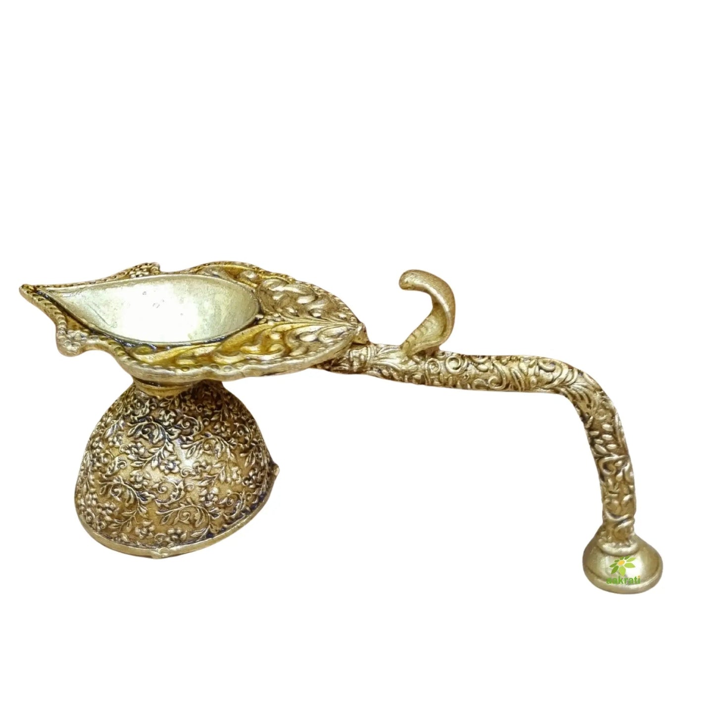Light Weighted  Brass Diya with Handle | Antique Oil Lamp for Puja & Home Decor | Handcrafted Brass Diya with Long Handle | Religious Decor & Festive Gift Item (Yellow, 2.2 Inch)