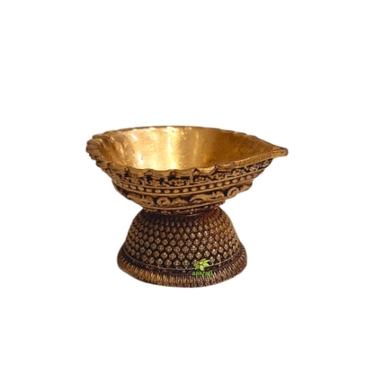 Brass Diya for Pooja and Home Decor | Traditional Oil Lamp for Temple & Festive Use | Handcrafted Deepak (Yellow, 2 Inch)