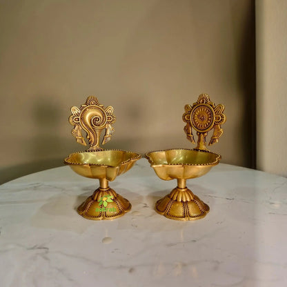 Shankh Chakra Diya Lamp 4.5 inch/ Home Temple Diya/ Handmade metal oil Lamp table top
