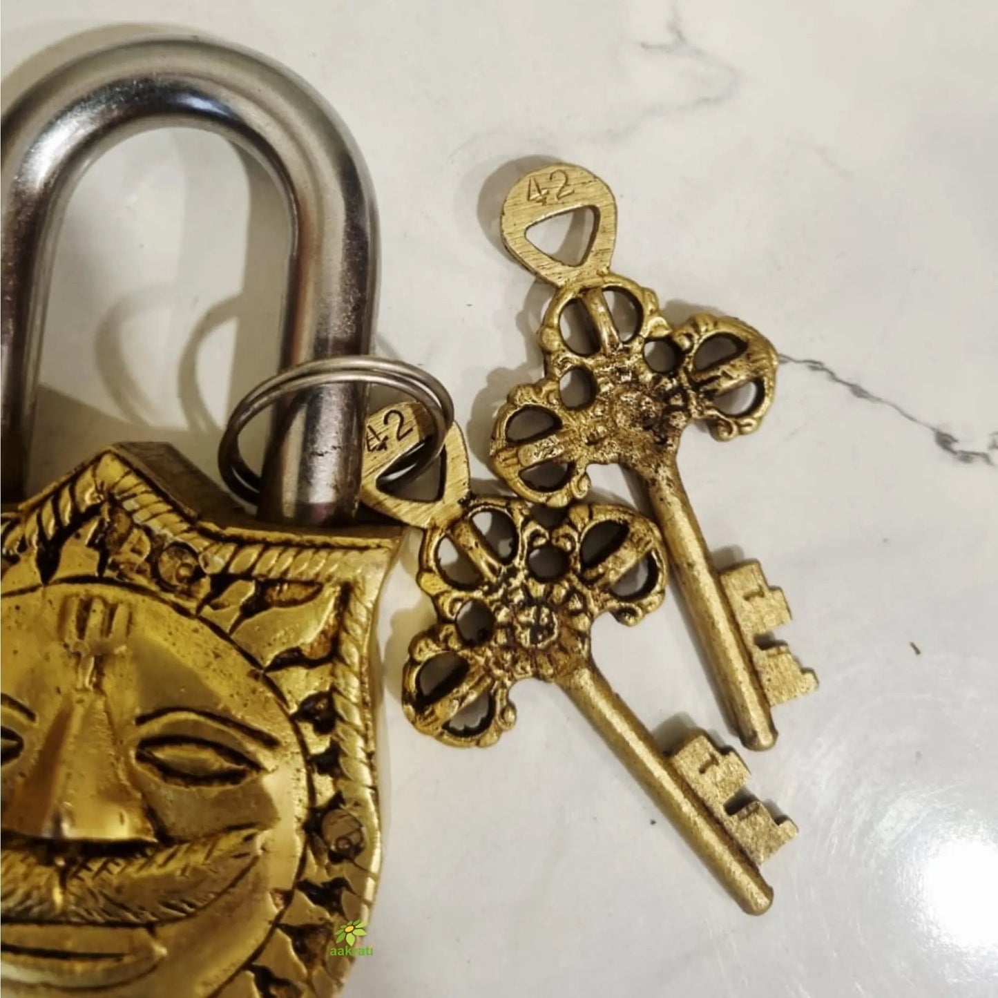 Handcrafted Brass Sun Face Padlock | Antique Finish Lock & Keys | Handcrafted Brass Sun Face Padlock