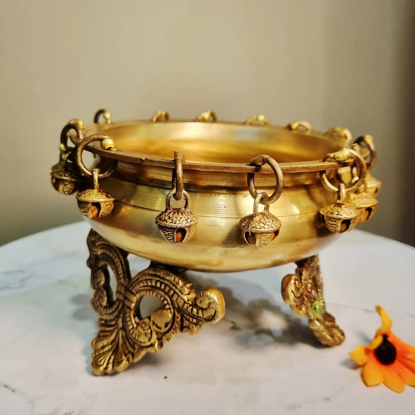 Handcrafted Brass Urli for Decoration | Brass Urli for Diwali & Festive Gifting | Brass Urli (Yellow, 4.5 Inch)