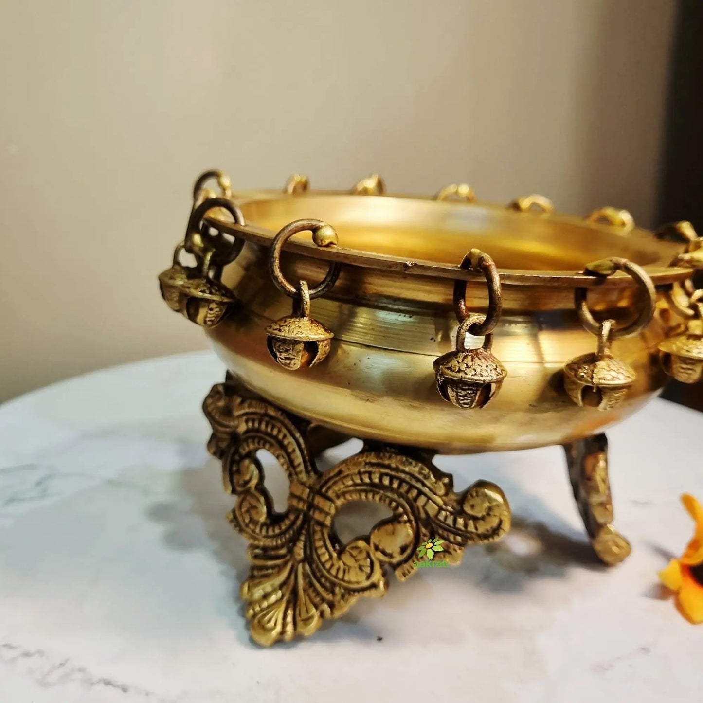 Handcrafted Brass Urli for Decoration | Brass Urli for Diwali & Festive Gifting | Brass Urli (Yellow, 4.5 Inch)