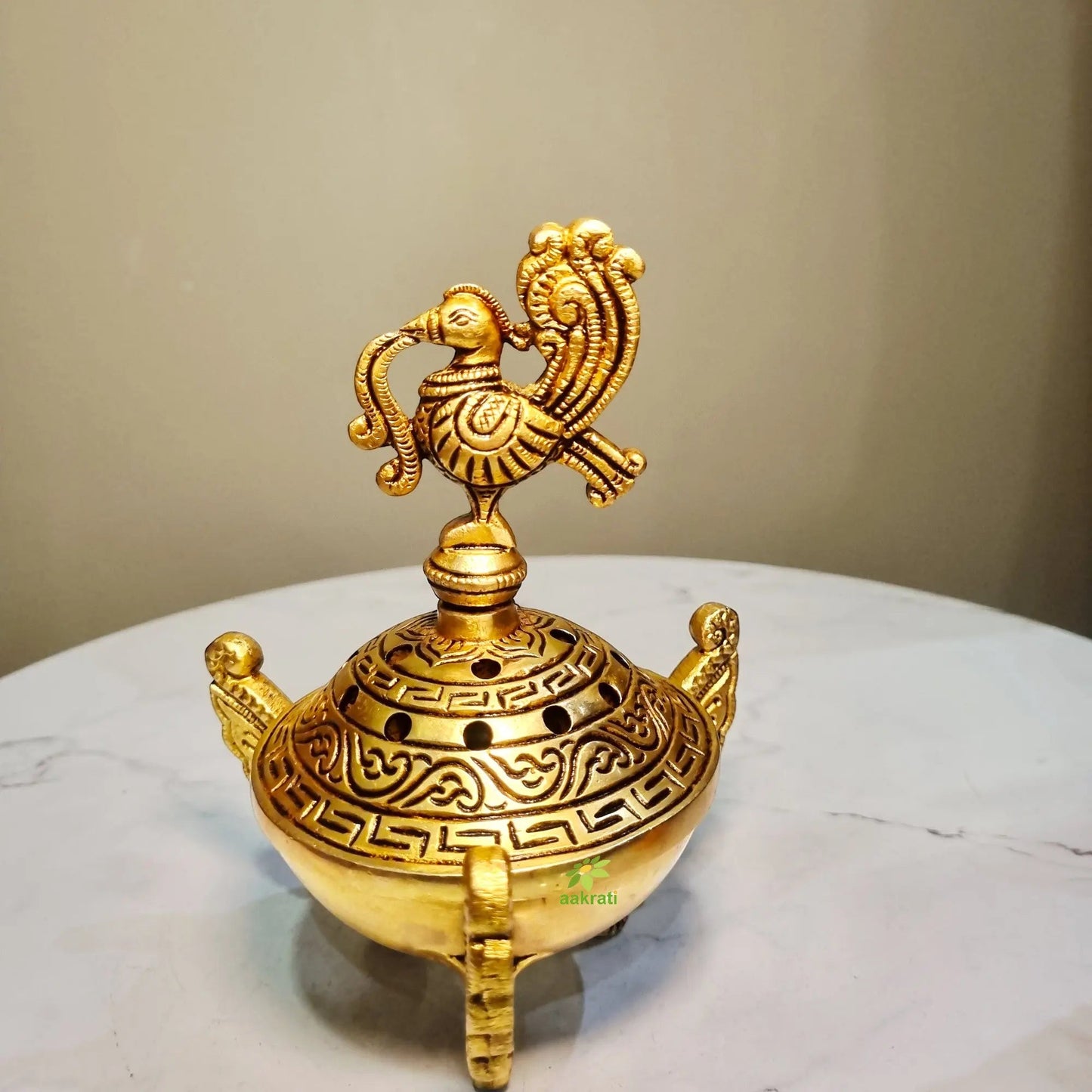 Brass Dhoop Daani for Pooja | Handcrafted Incense Burner for Pooja |Handcrafted Brass Dhoop Daani (Yellow, 6 Inch)