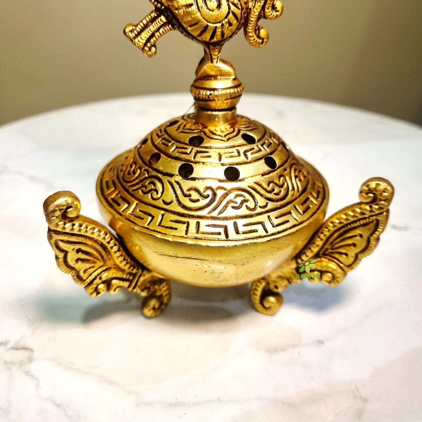 Brass Dhoop Daani for Pooja | Handcrafted Incense Burner for Pooja |Handcrafted Brass Dhoop Daani (Yellow, 6 Inch)