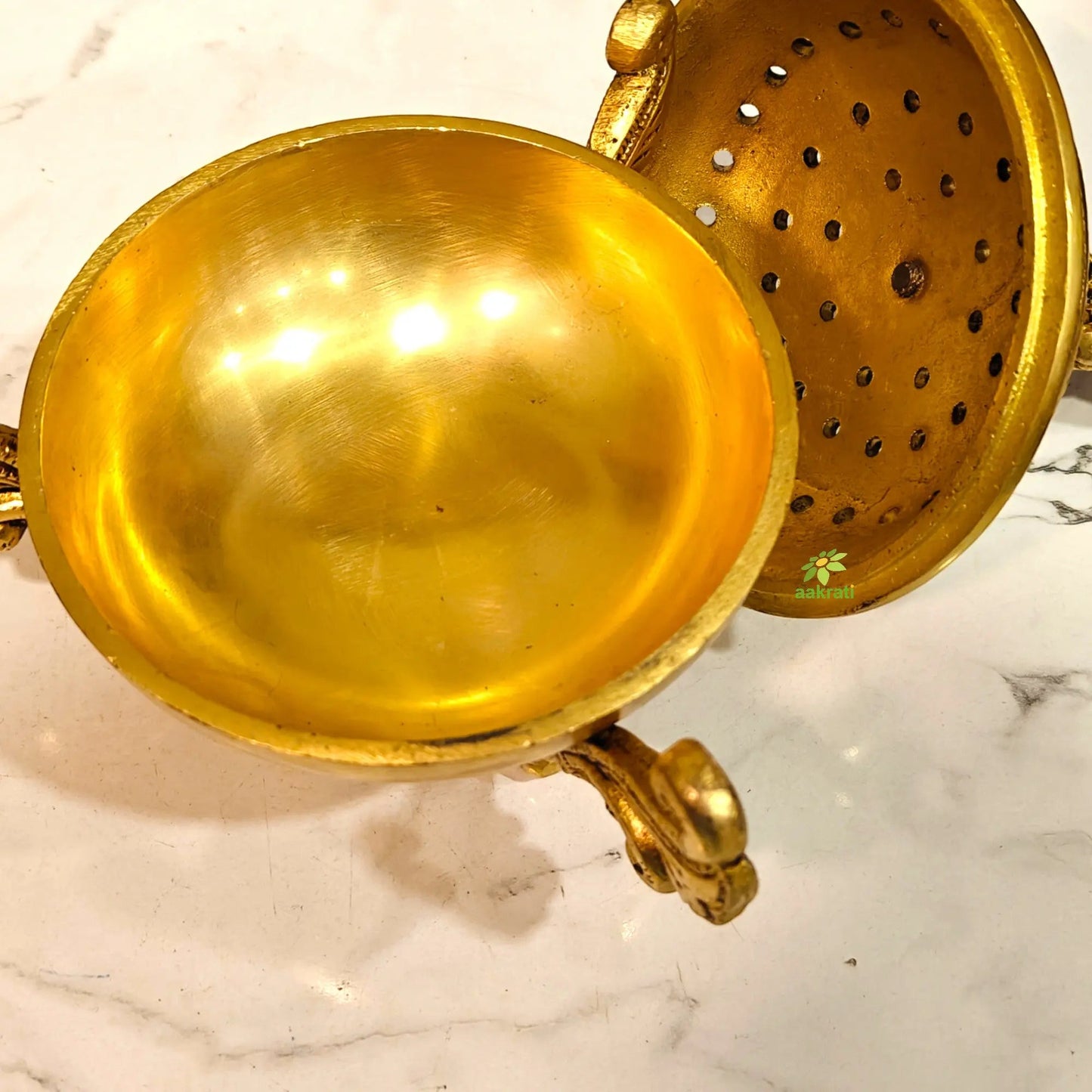 Brass Dhoop Daani For Pooja| Loban Holder| Puja Article| Elegance Made By kafalo (Yellow,7.5 Inch)
