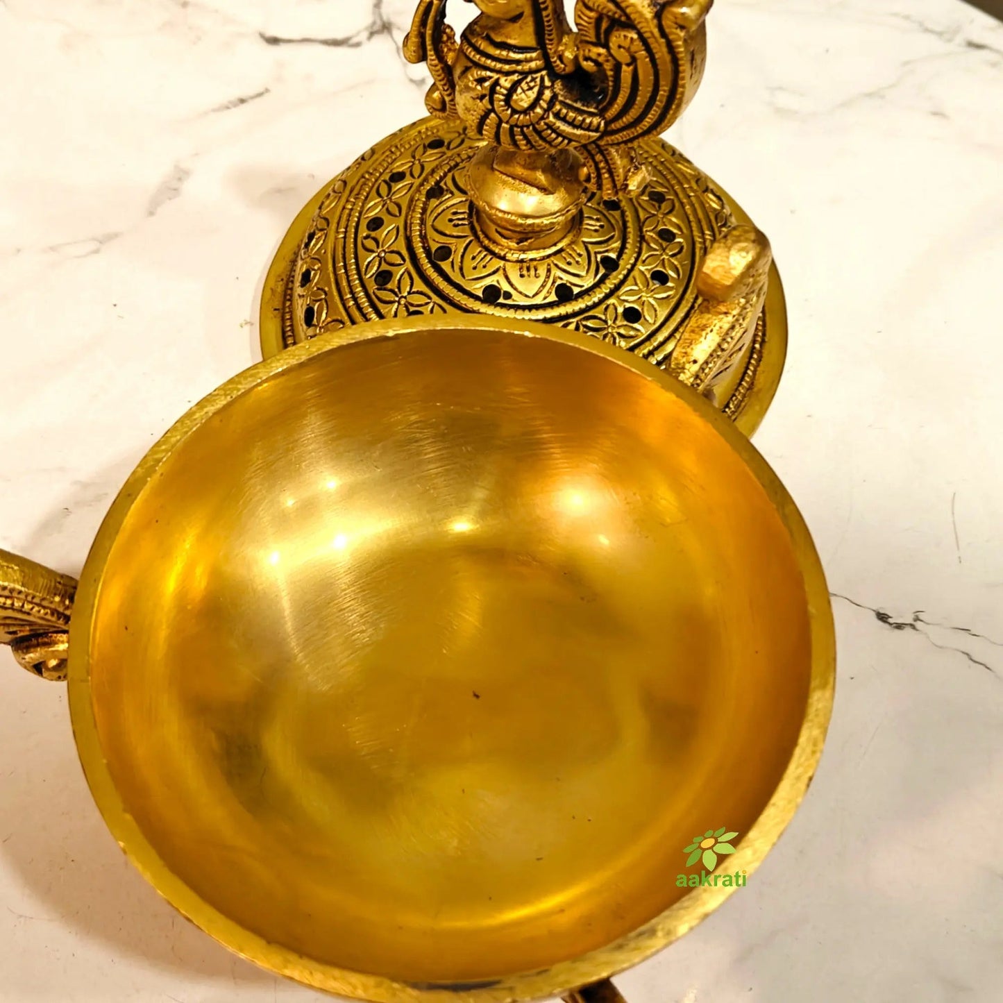 Brass Dhoop Daani For Pooja| Loban Holder| Puja Article| Elegance Made(Yellow,7.5 Inch)