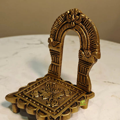 Premium Brass Singhasan God Idol Seat for Mandir & Pooja Room Décor | Pooja Idol Throne Seat for Spiritual Home Décor (Yellow, 3 Inches)