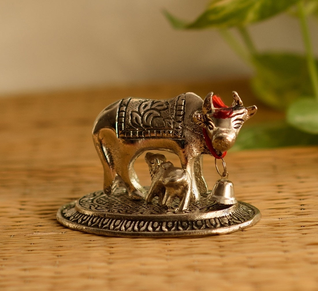 Silver Metal Handcrafted Cow and Calf Figurine Kafalo
