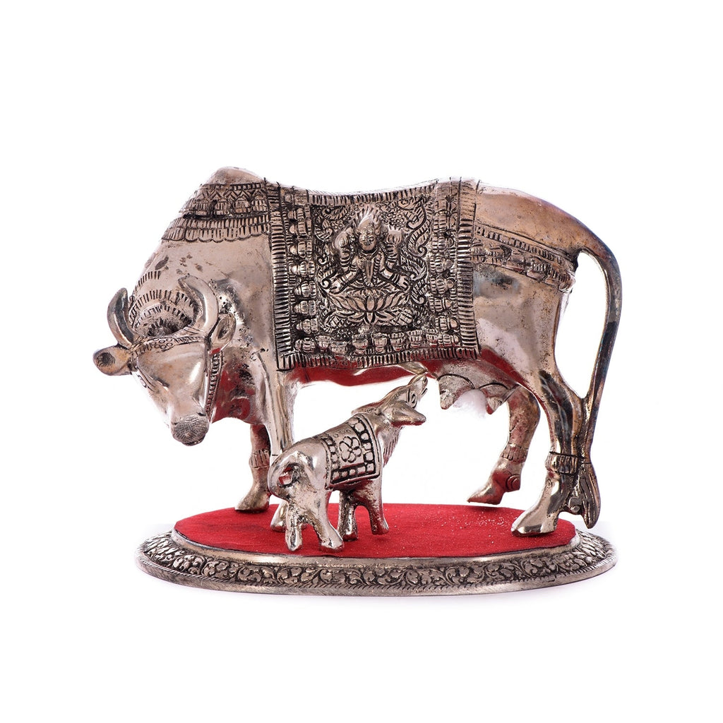 White Metal Decorative Kamadhenu Cow With Calf Statue Animal Figurines Kafalo