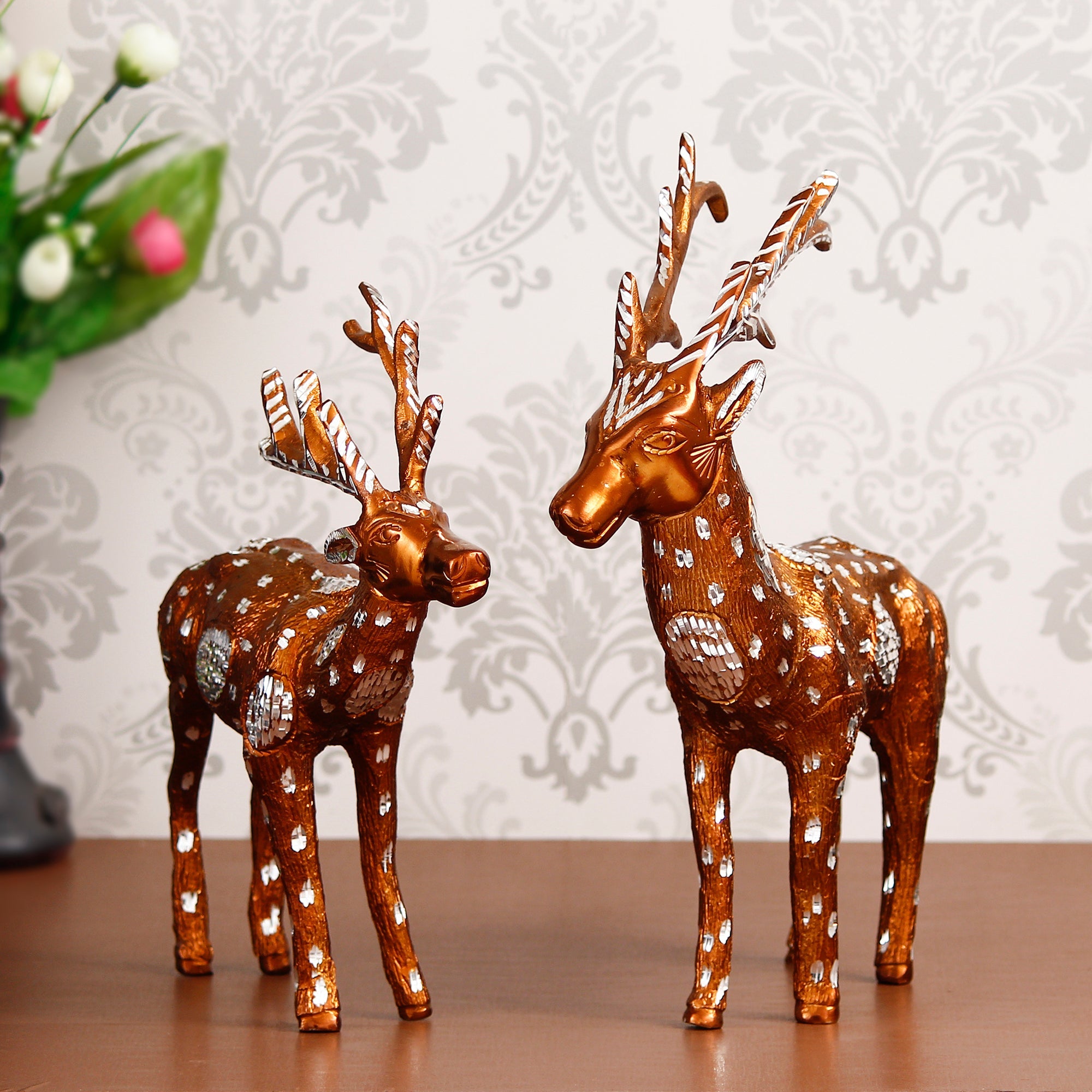 Set of 2 Brown and Silver Metal Deer statue Kafalo