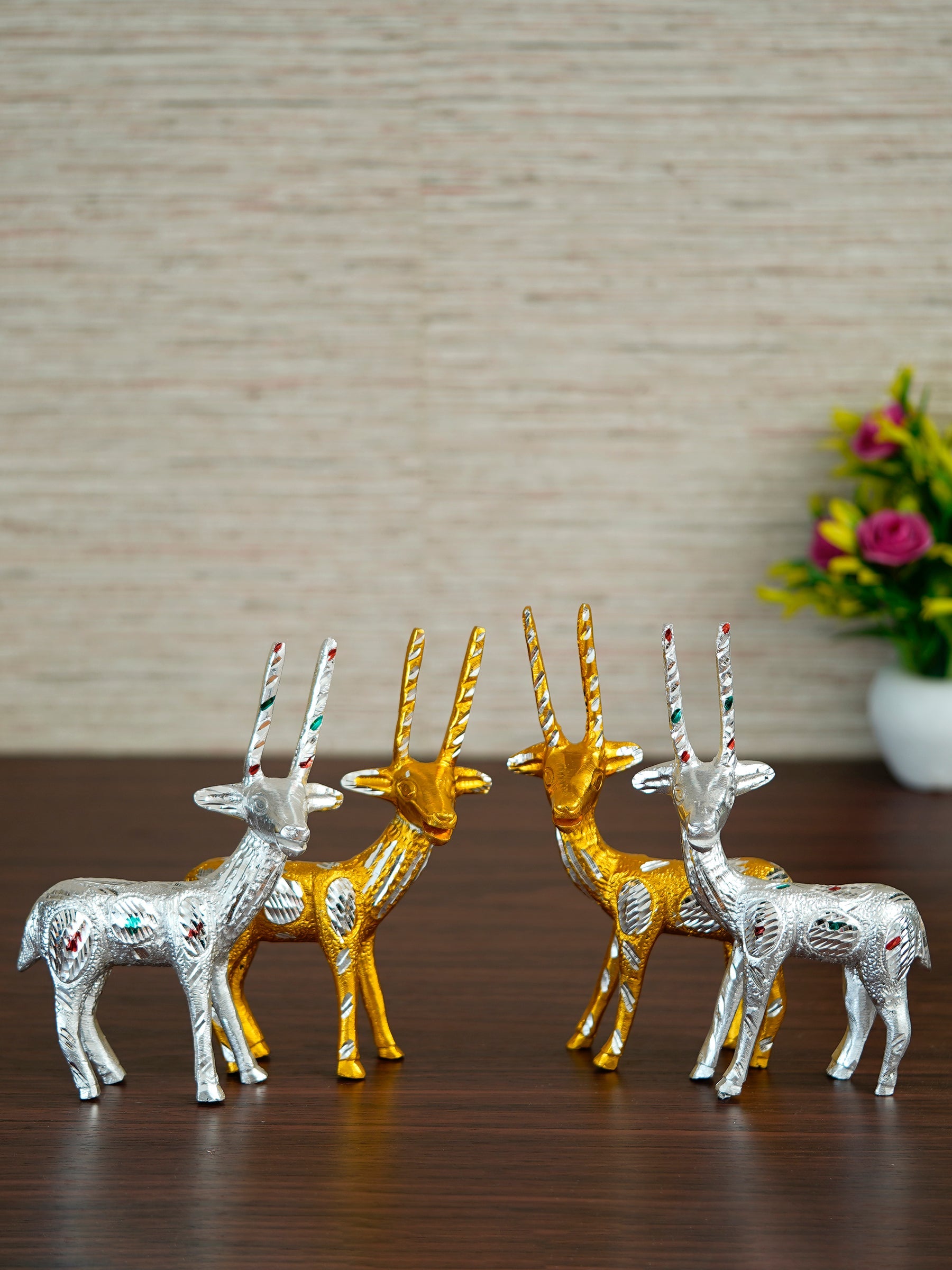 Set of 4 Engraved Golder and Silver Deer Pair Handcrafted Decorative Metal Figurine Kafalo