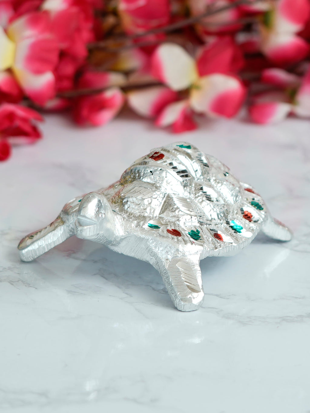 Silver Engraved Tortoise Feng Shui Handcrafted Decorative Metal Showpiece Kafalo