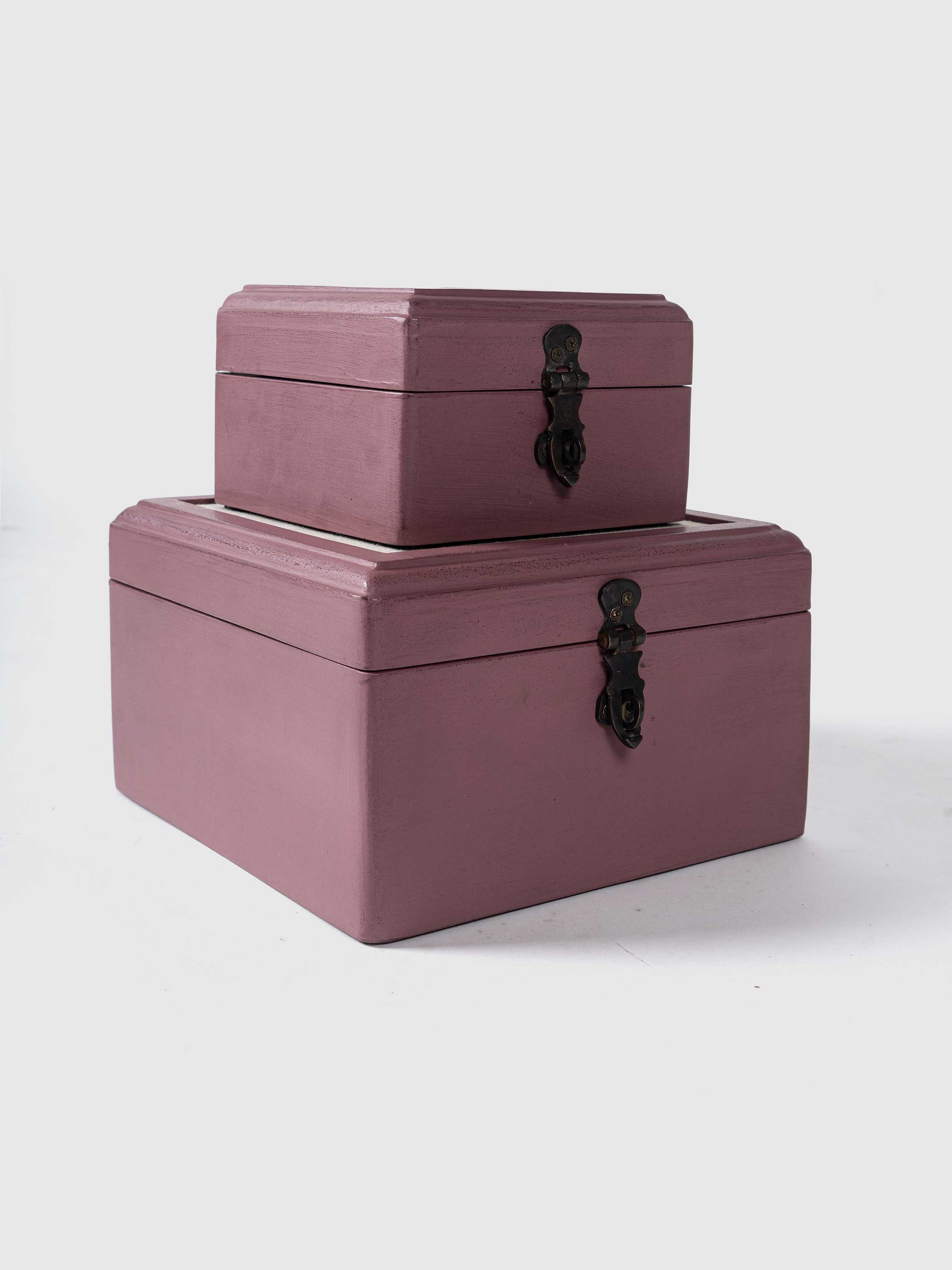 Kanial Wooden Box (Pink) Contrast Living