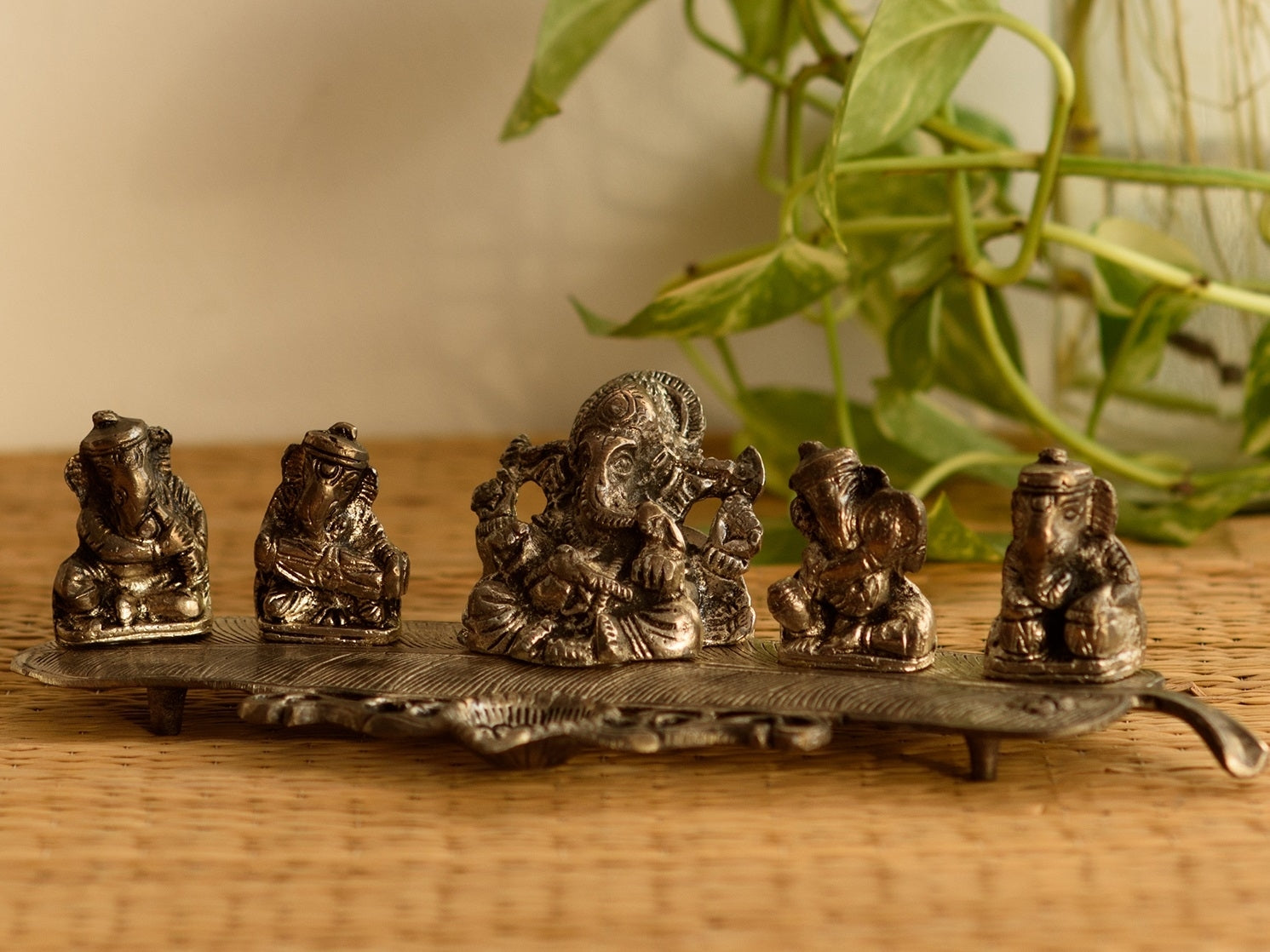 Musical Ganesha Incense Stick Holder Kafalo