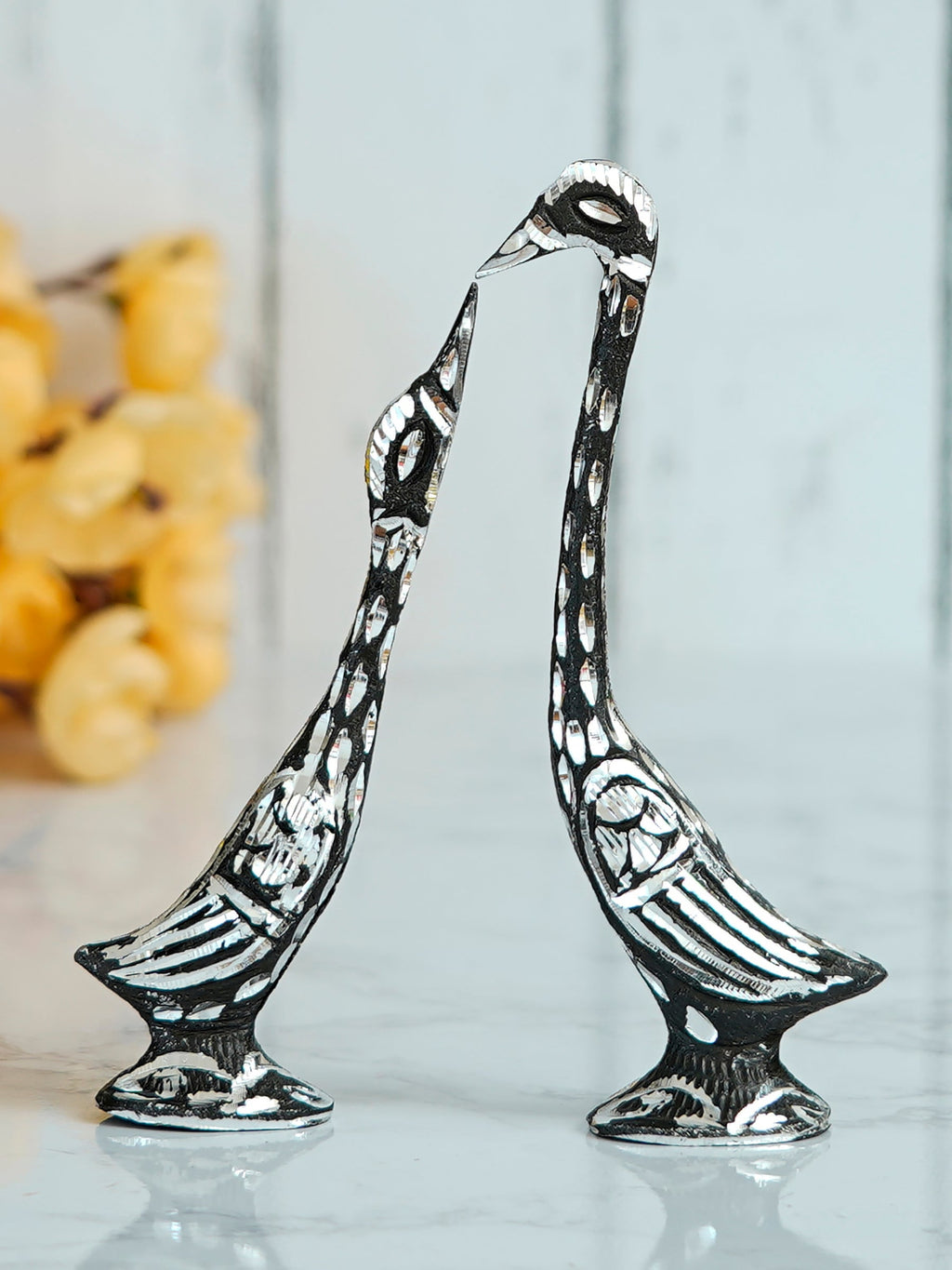 7 Inch Black Kissing Swan Couple Handcrafted Decorative Figurine Kafalo