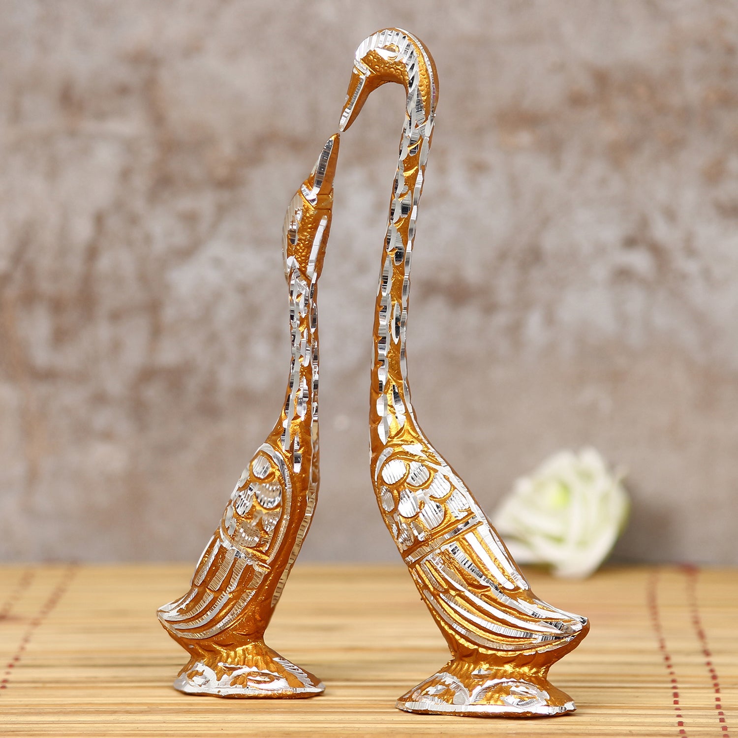 Golden Aluminium Loving Swan couple Love Birds showpiece Kafalo