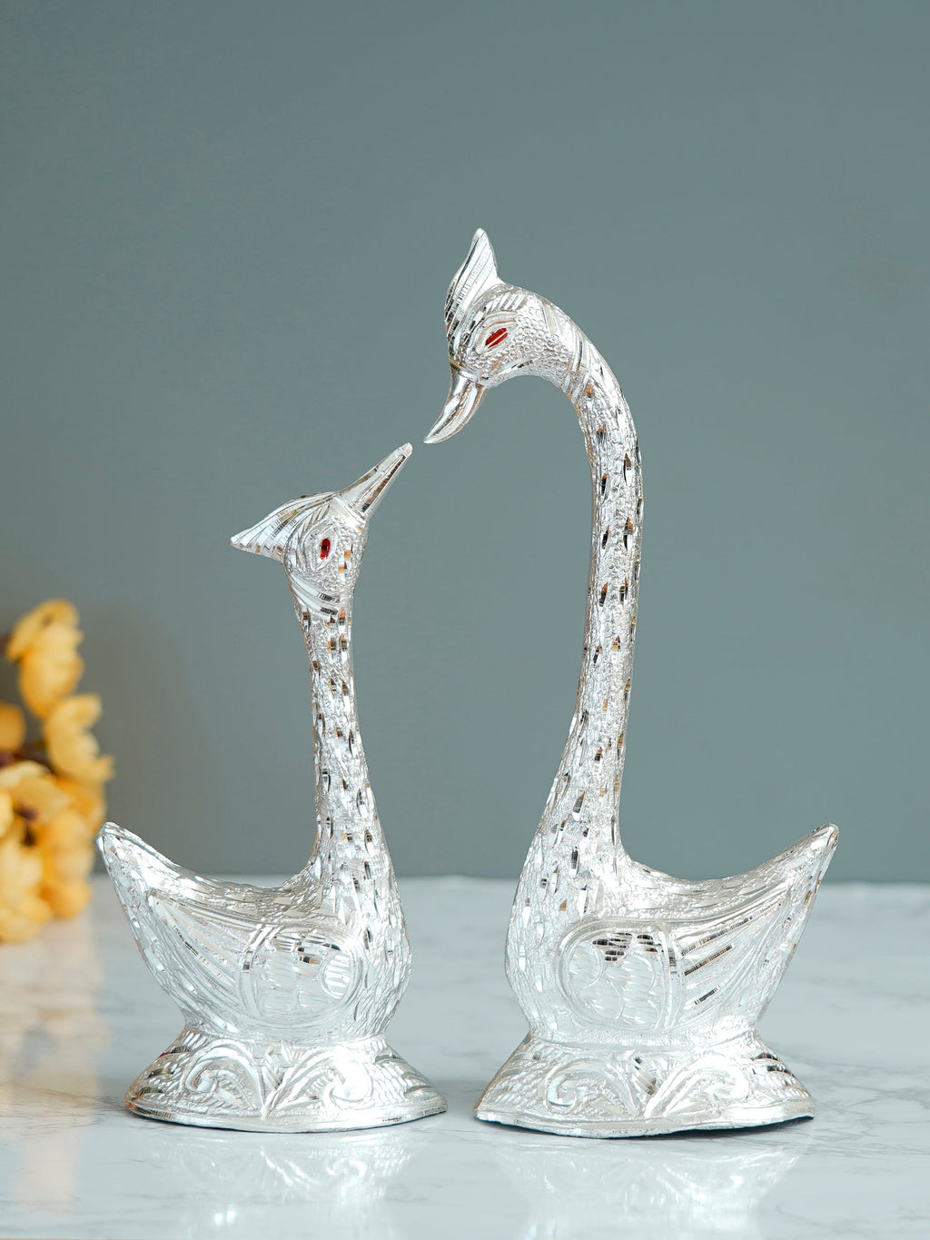 12 Inch Silver Kissing Swan Couple Handcrafted Decorative Figurine Kafalo