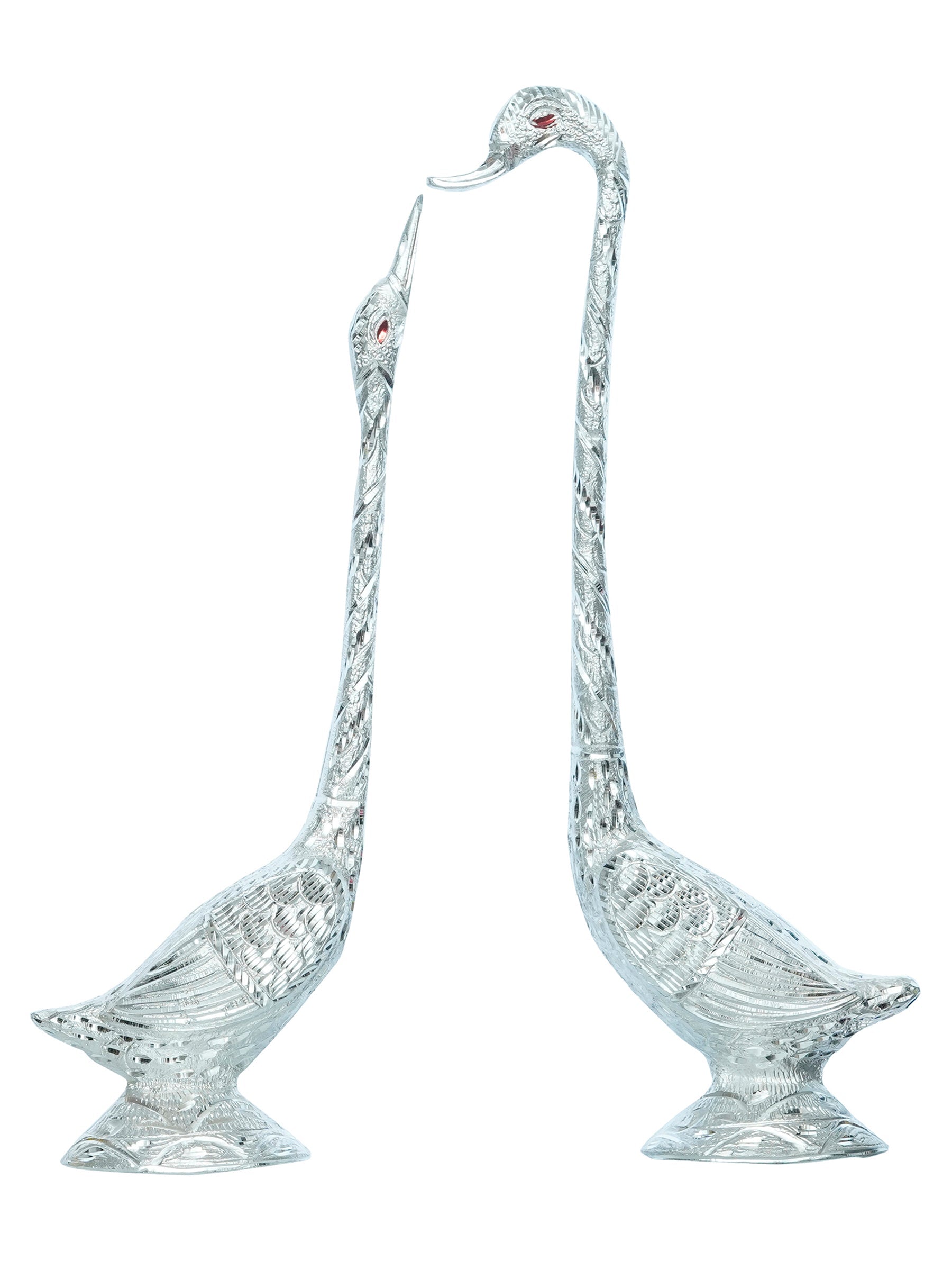 Silver Metal Kissing Swan Couple Handcrafted Decorative statue Kafalo