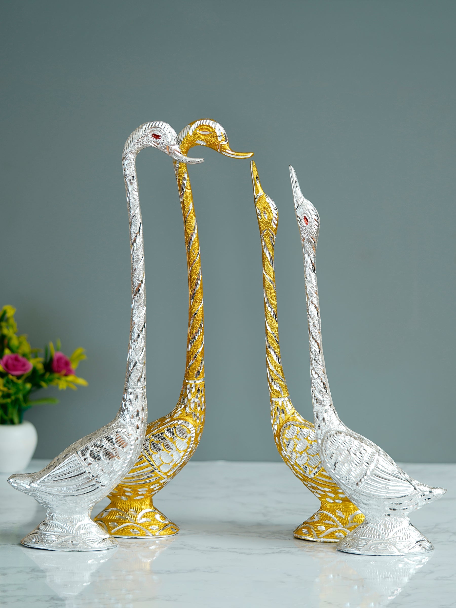 Set of Two 16.5 Inch Silver Kissing Swan Couple Handcrafted Decorative Figurine Kafalo