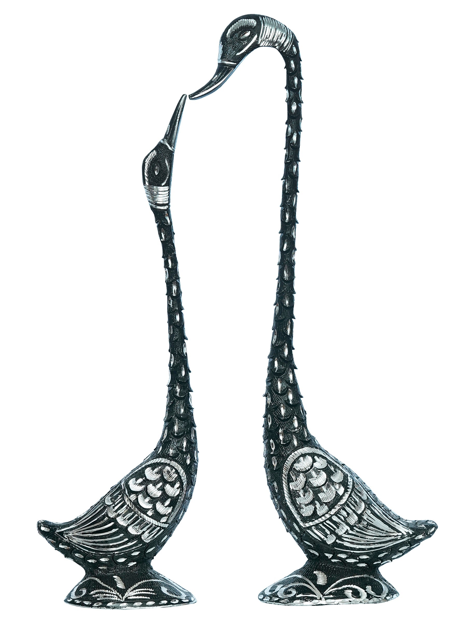Black Metal Kissing Swan Couple Decorative showpiece Kafalo