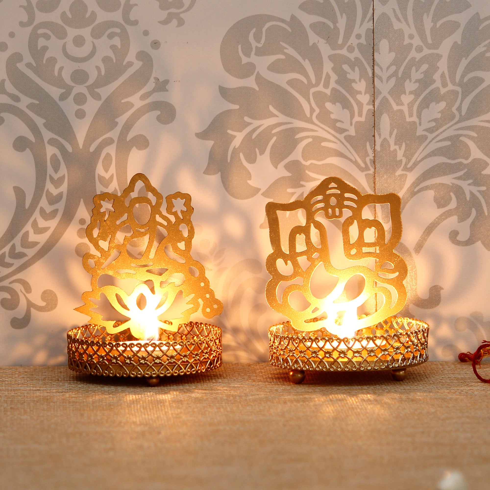 Lord Ganesha and Laxmi Shadow Tea Light Holder Kafalo