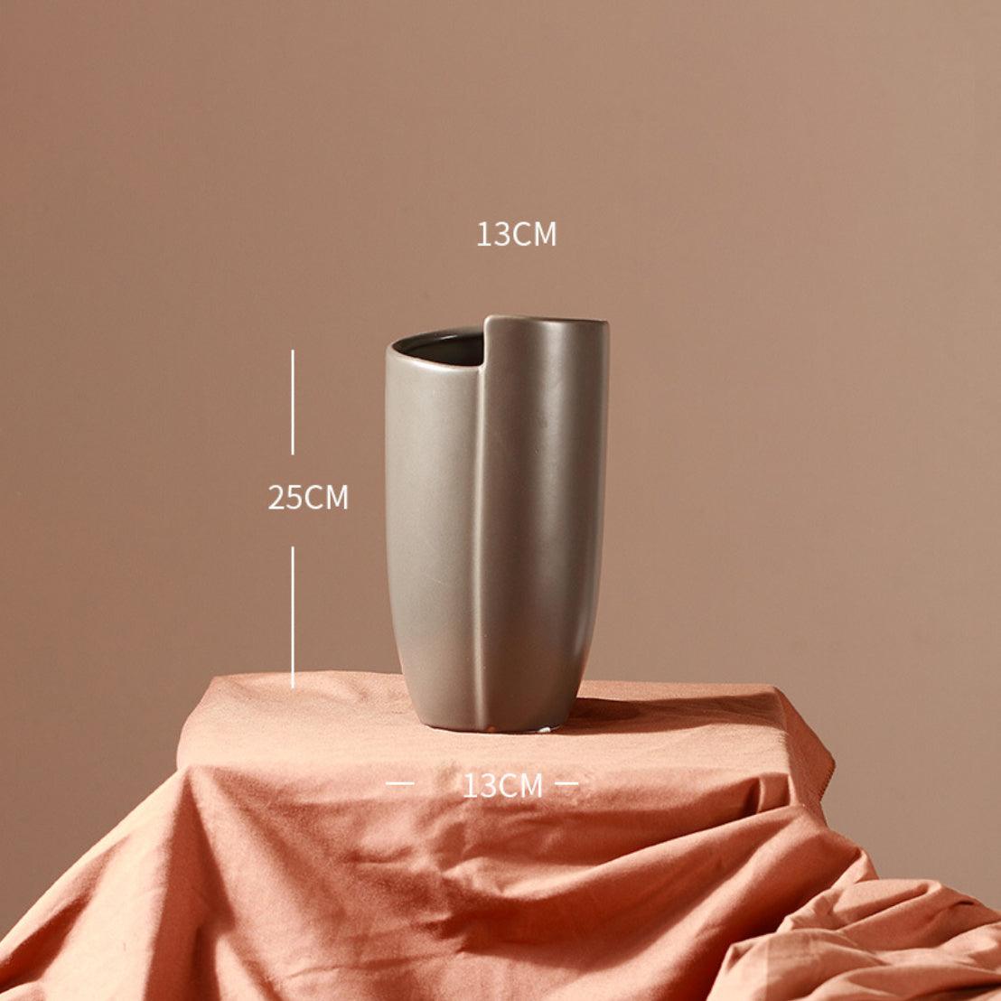 Abstract Pot Nestasia