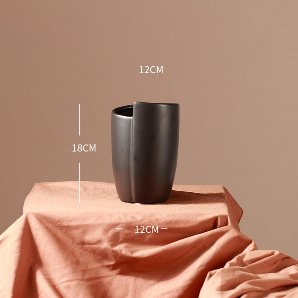 Abstract Pot Nestasia