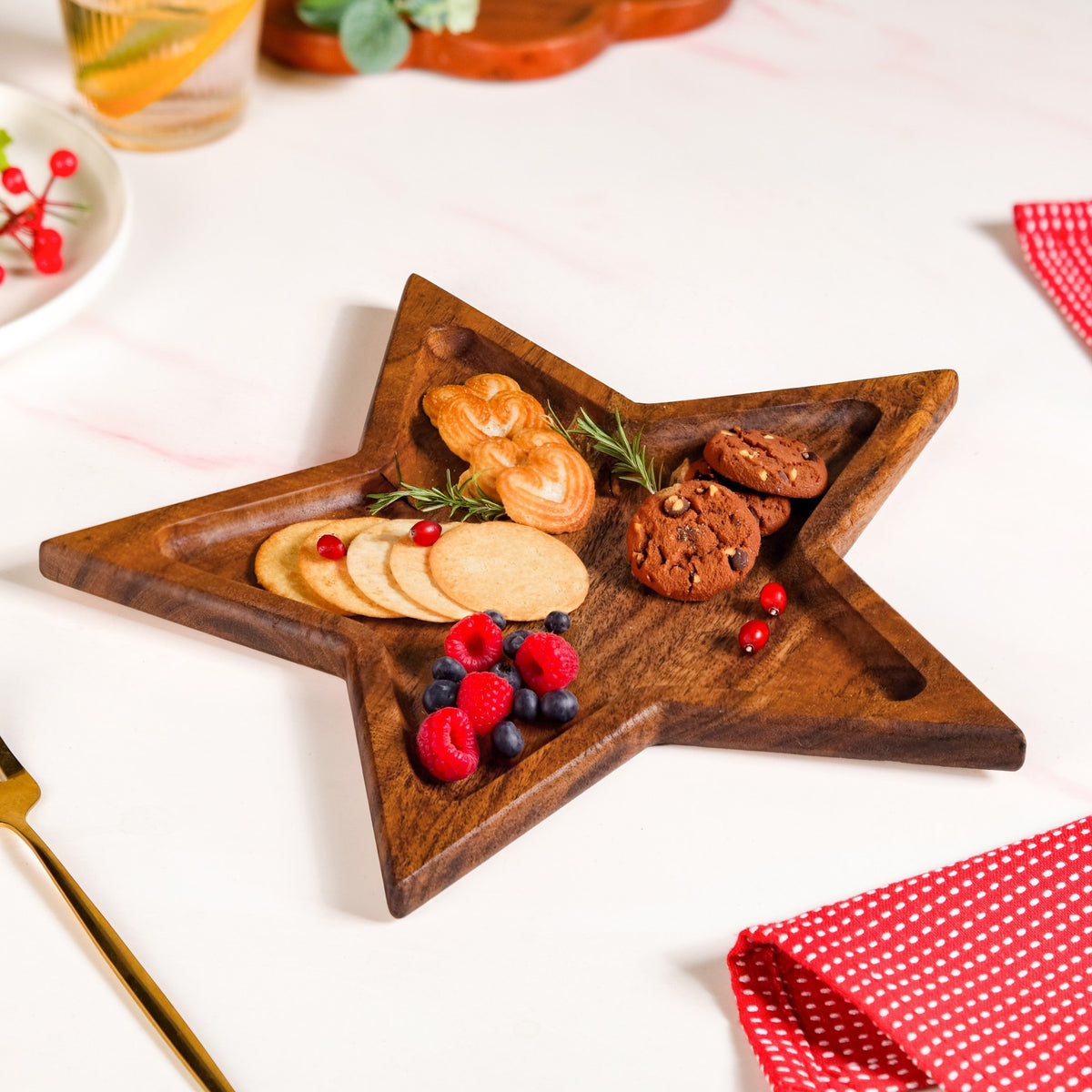 Acacia Wood Star Serving Platter 31x27cm Nestasia