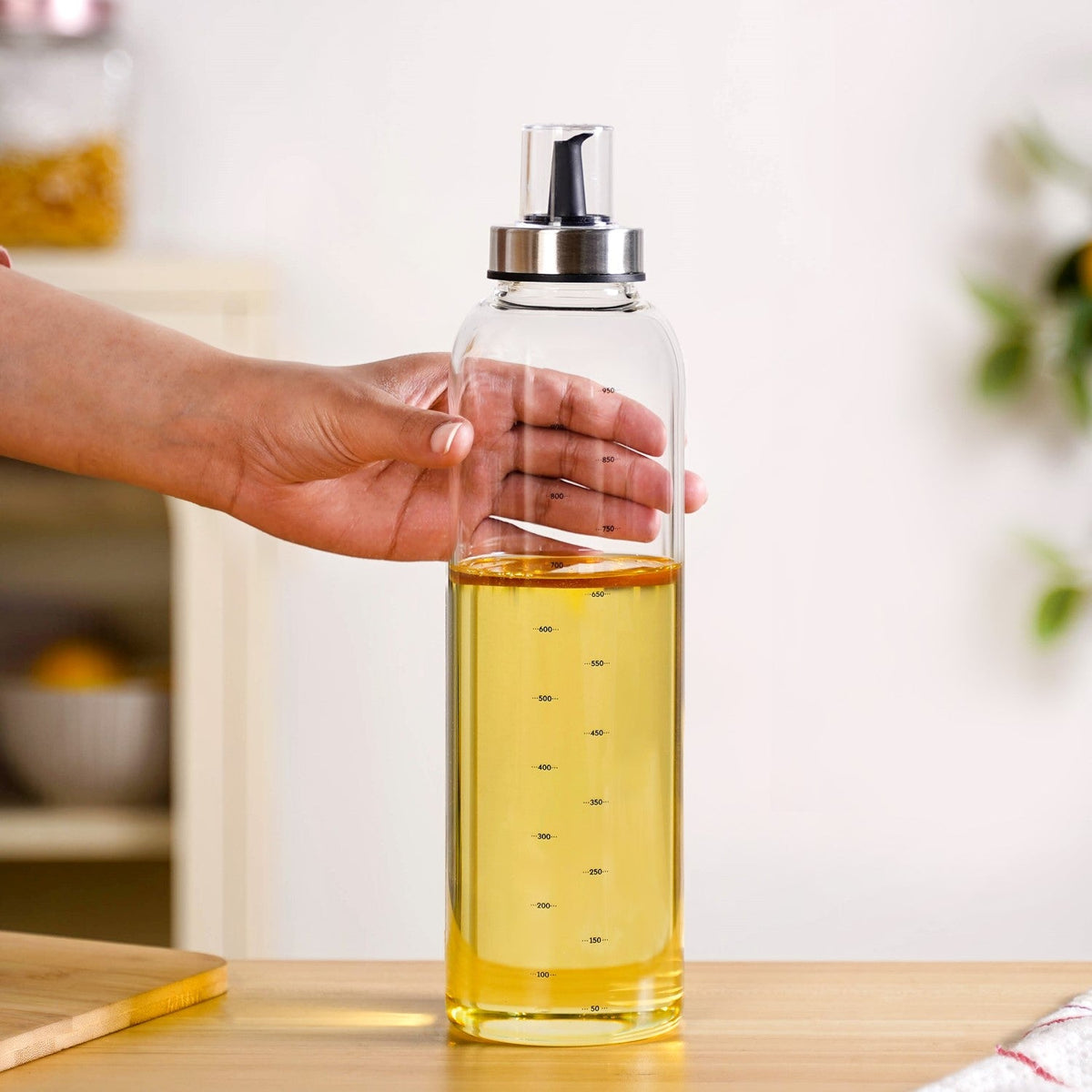 Accurate Pour Glass Oil And Vinegar Dispenser Bottle 1000ml Nestasia