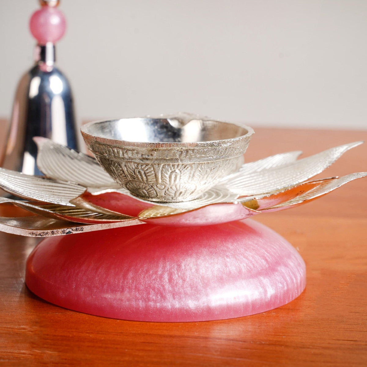 Lotus Diya And Ghanti Set Nestasia